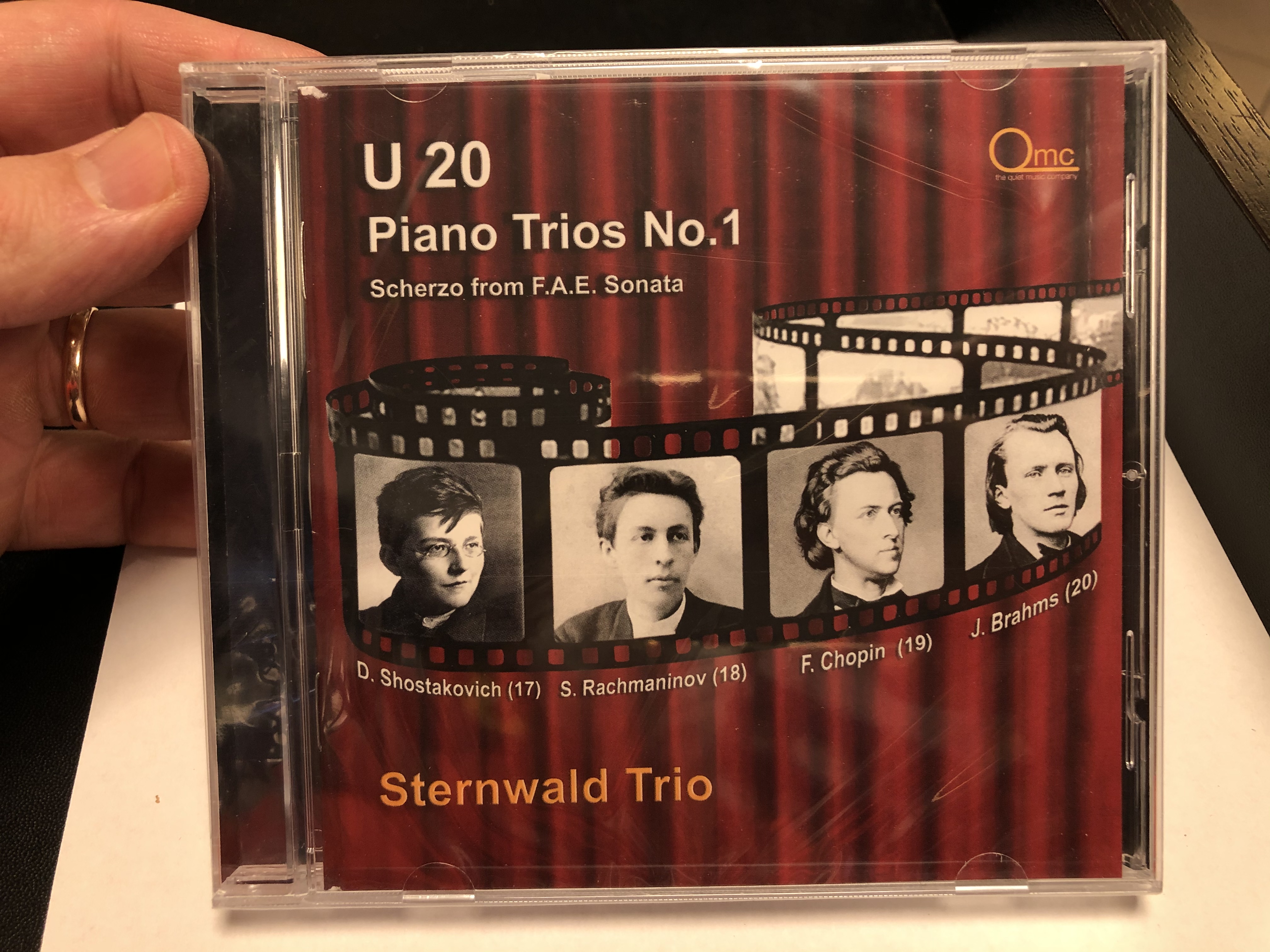 u-20-piano-trios-no.-1-scherzo-from-f.a.e.-sonata-sternwald-trio-d.-shostakovich-17-s.-rachmaninov-18-f.-chopin-19-j.-brahms-20-the-quiet-music-company-audio-cd-2020-qmc-020.jpg