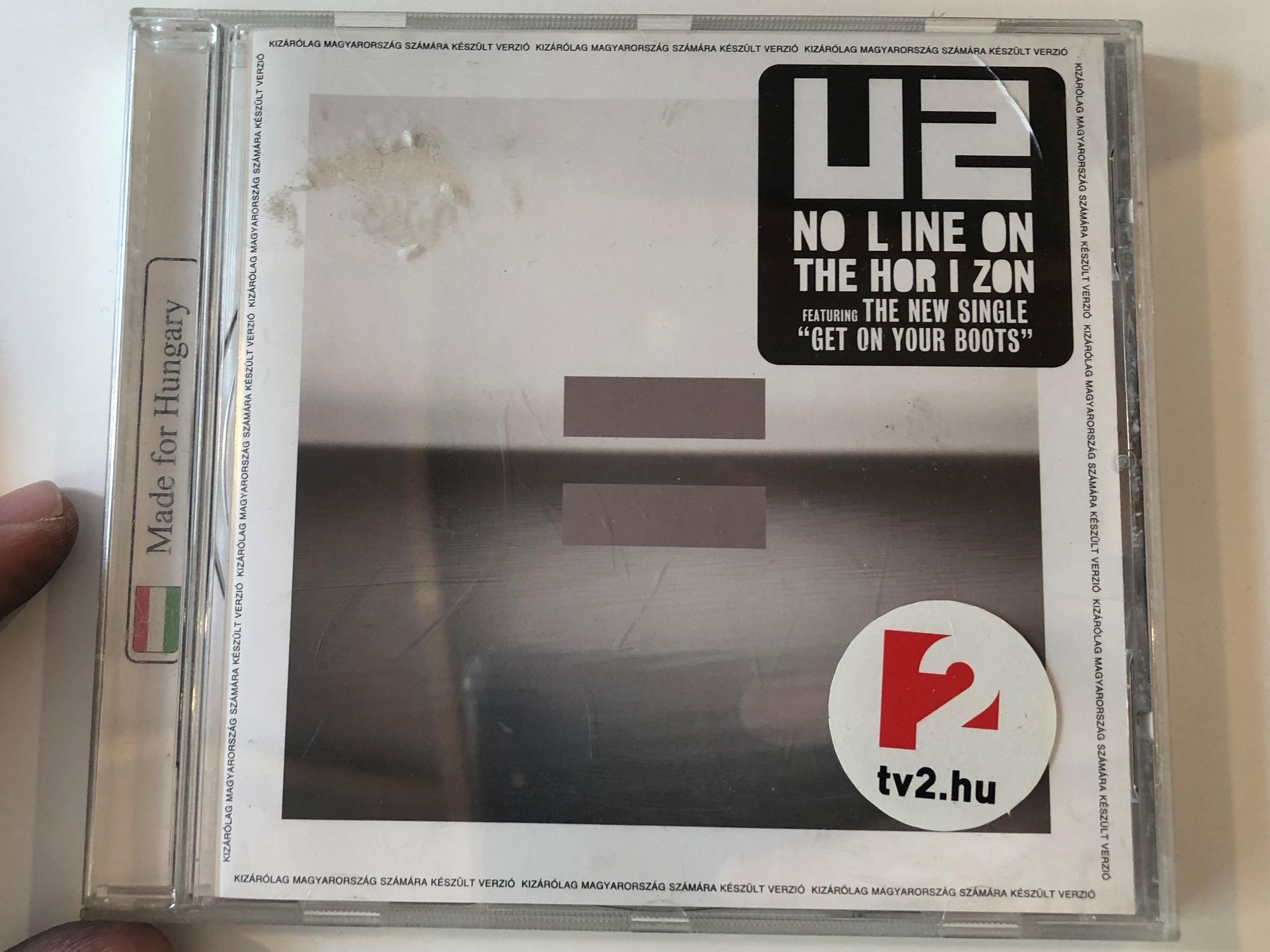 u2-no-line-on-the-horizon-featuring-the-new-single-get-on-your-boots-made-in-hungary-universal-island-records-audio-cd-2009-602517976078-1-.jpg