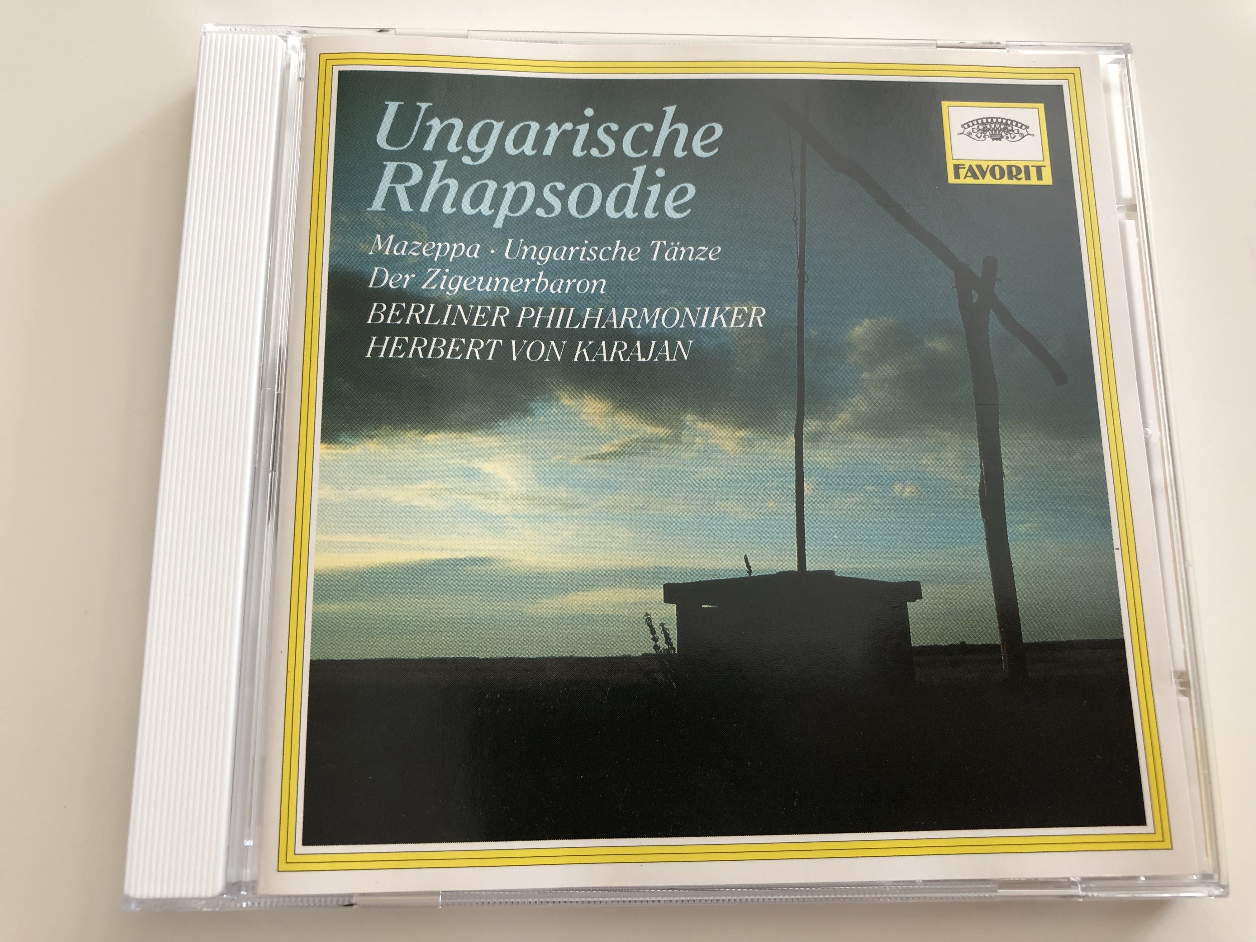 ungarische-rhapsodie-mazeppa-ungarische-t-nze-der-zigeunerbaron-berliner-philharmoniker-cond.-herbert-von-karajan-deutsche-grammophon-audio-cd-445-289-2-1-.jpg