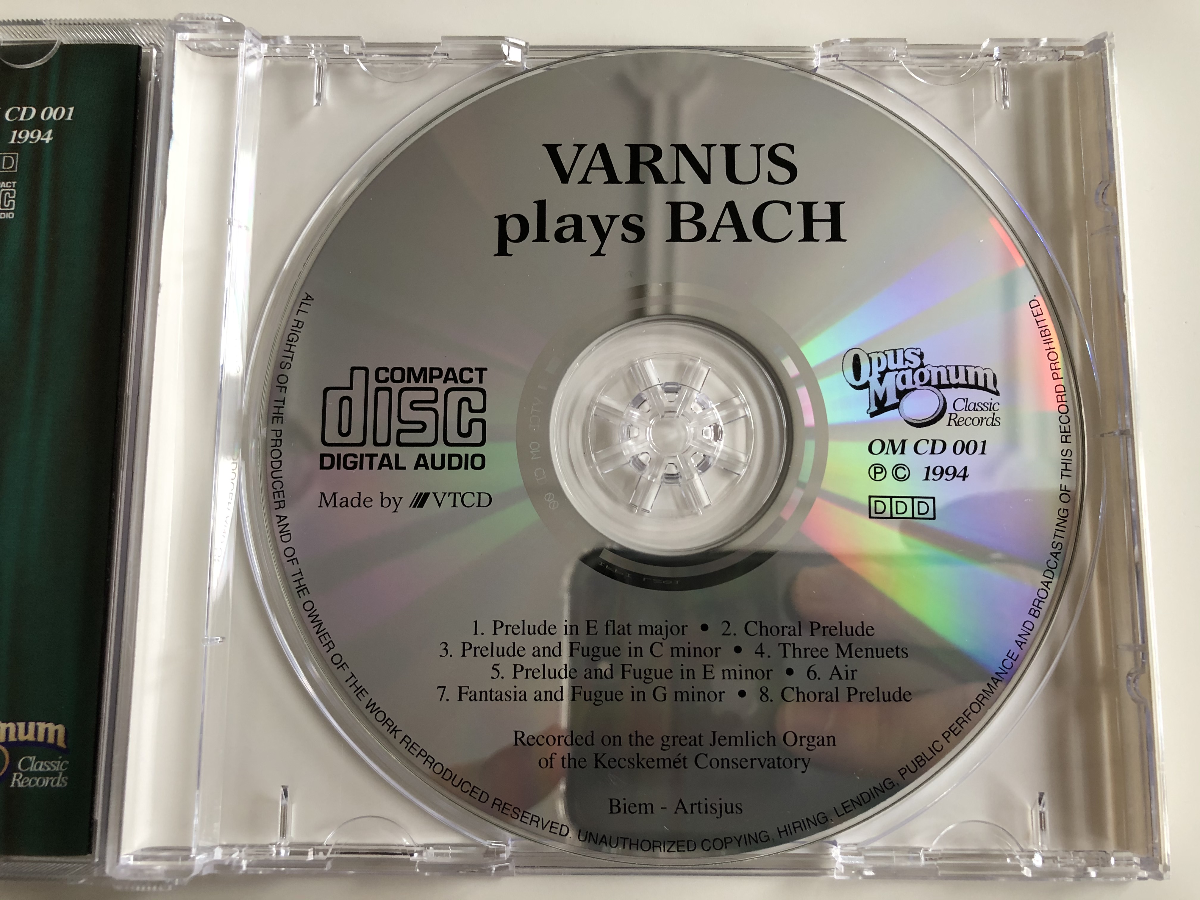 varnus-plays-bach-opus-magnum-audio-cd-1994-om-cd-001-5-.jpg