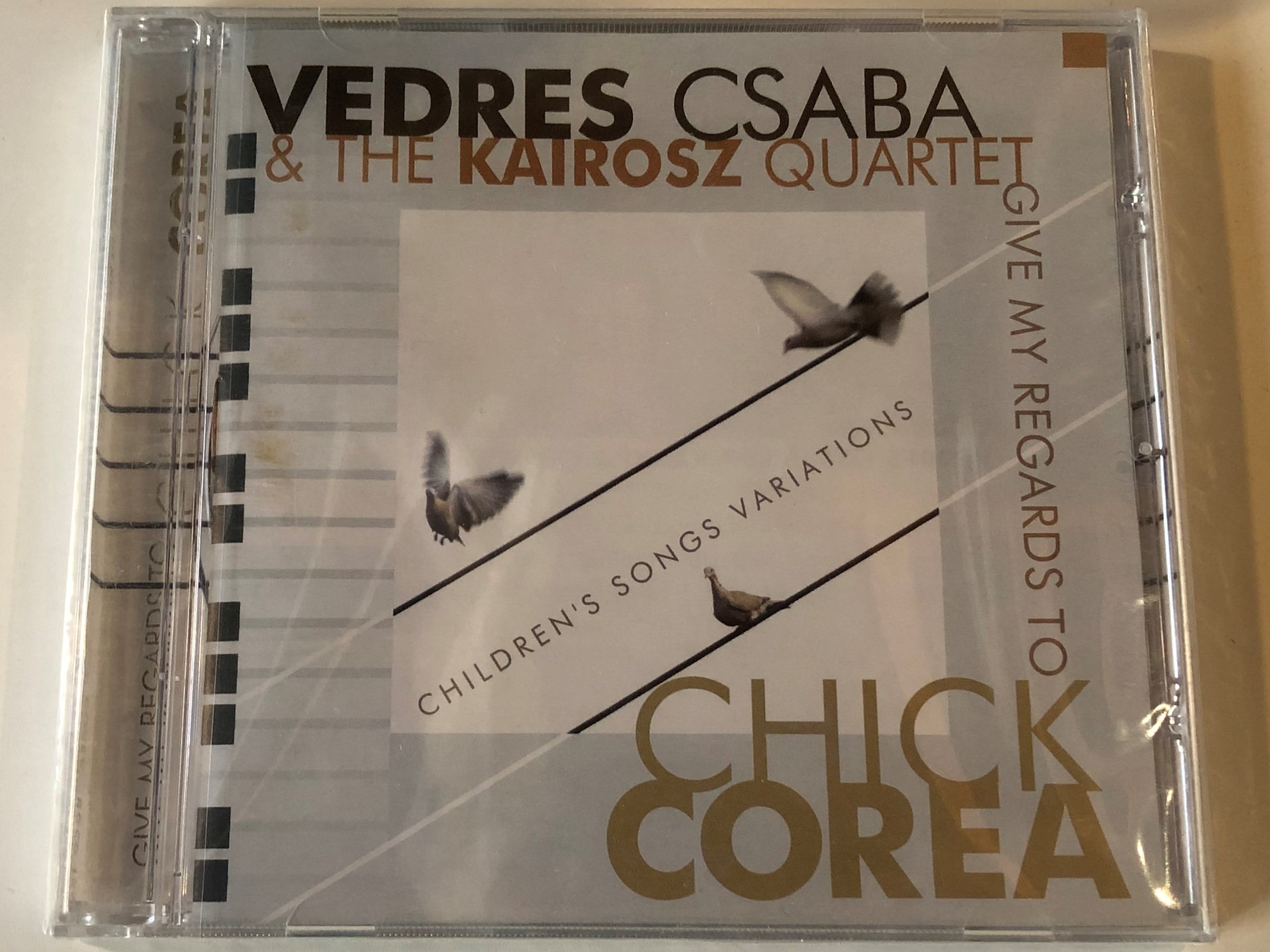 vedres-csaba-the-kairosz-quartet-give-my-regards-to-chick-corea-children-s-songs-variations-periferic-records-audio-cd-2006-bgcd-186-1-.jpg