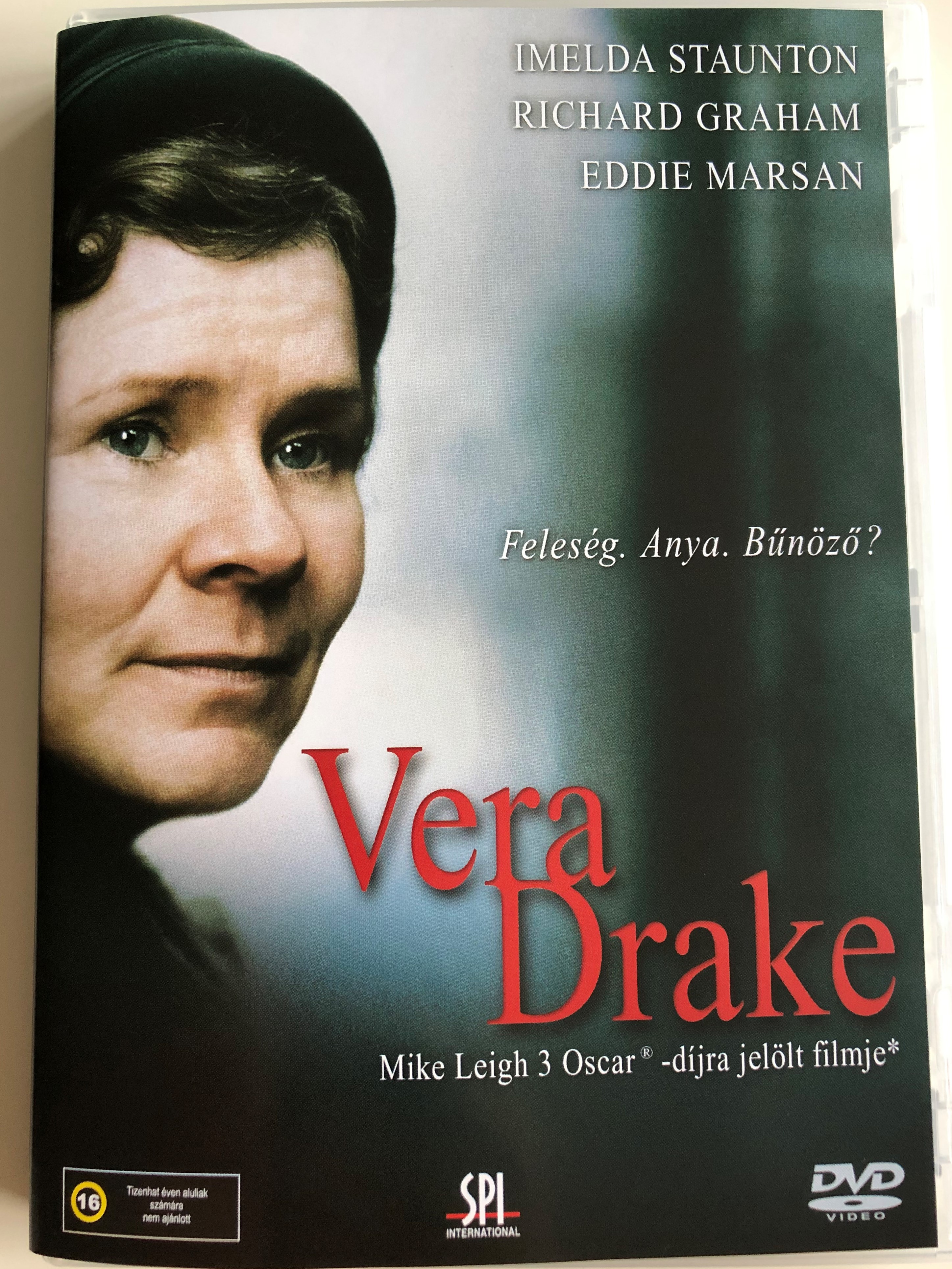 vera-drake-dvd-2004-feles-g.-anya.-b-n-z-directed-by-mike-leigh-starring-imelda-staunton-richard-graham-eddie-marsan-anna-keaveney-sally-hawkins-alex-kelly-daniel-mays-phil-davis-1-.jpg