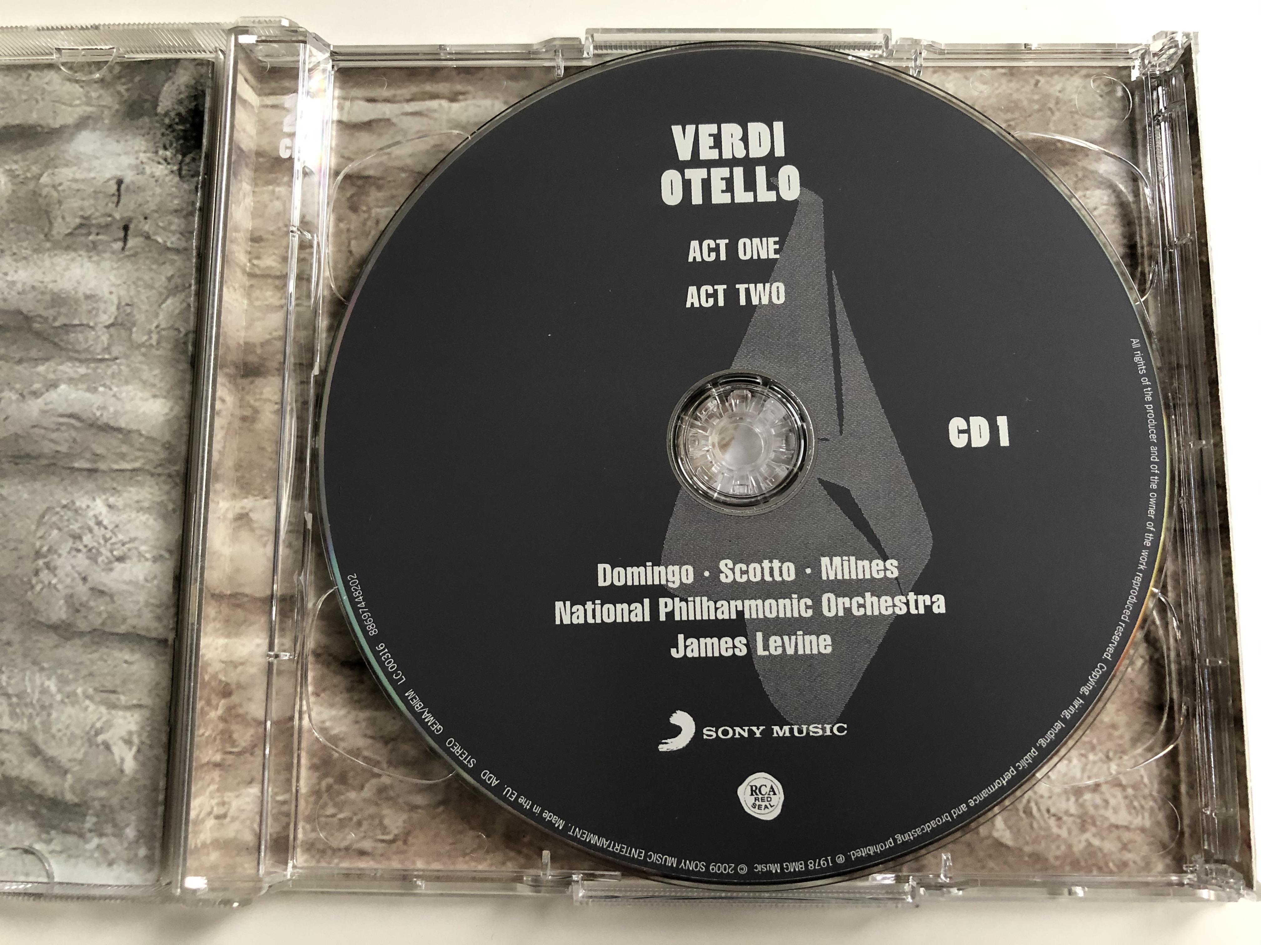 verdi-otello-pl-cido-domingo-renata-scotto-sherrill-milnes-national-philharmonic-orchestra-james-levine-rca-red-seal-2x-audio-cd-2009-08697448202-9-.jpg