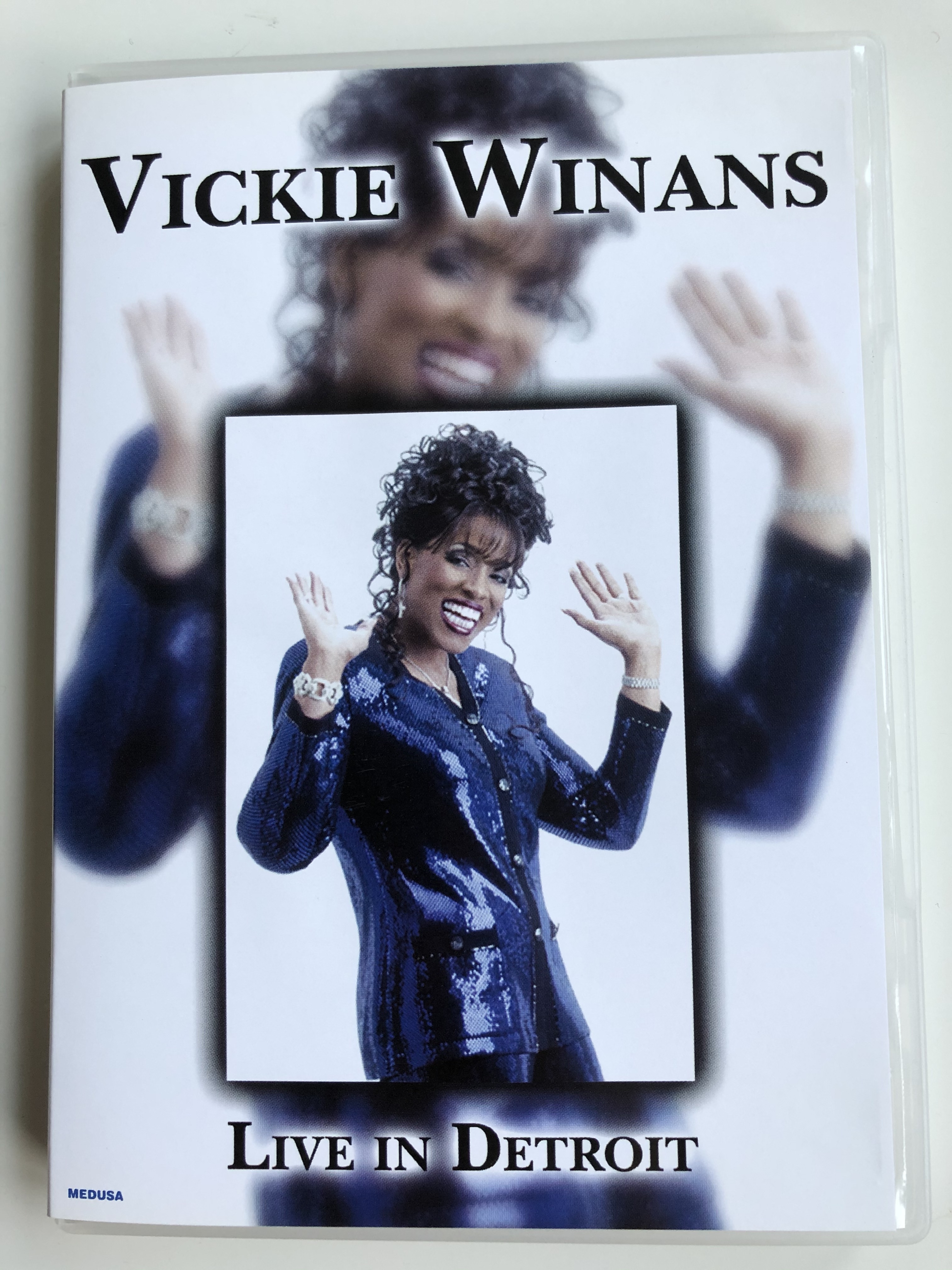 vickie-winans-dvd-2004-live-in-detroit-1.jpg