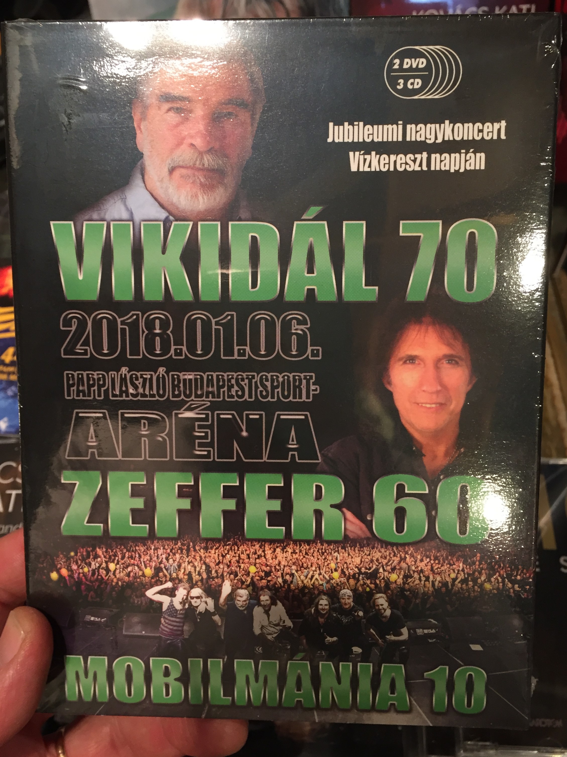 vikid-l-70-zeffer-60-mobilm-nia-10-dvd-2018-anniversary-concert-papp-l-szl-budapest-sportar-na-3x-audio-cd-3-dvd-1-.jpg