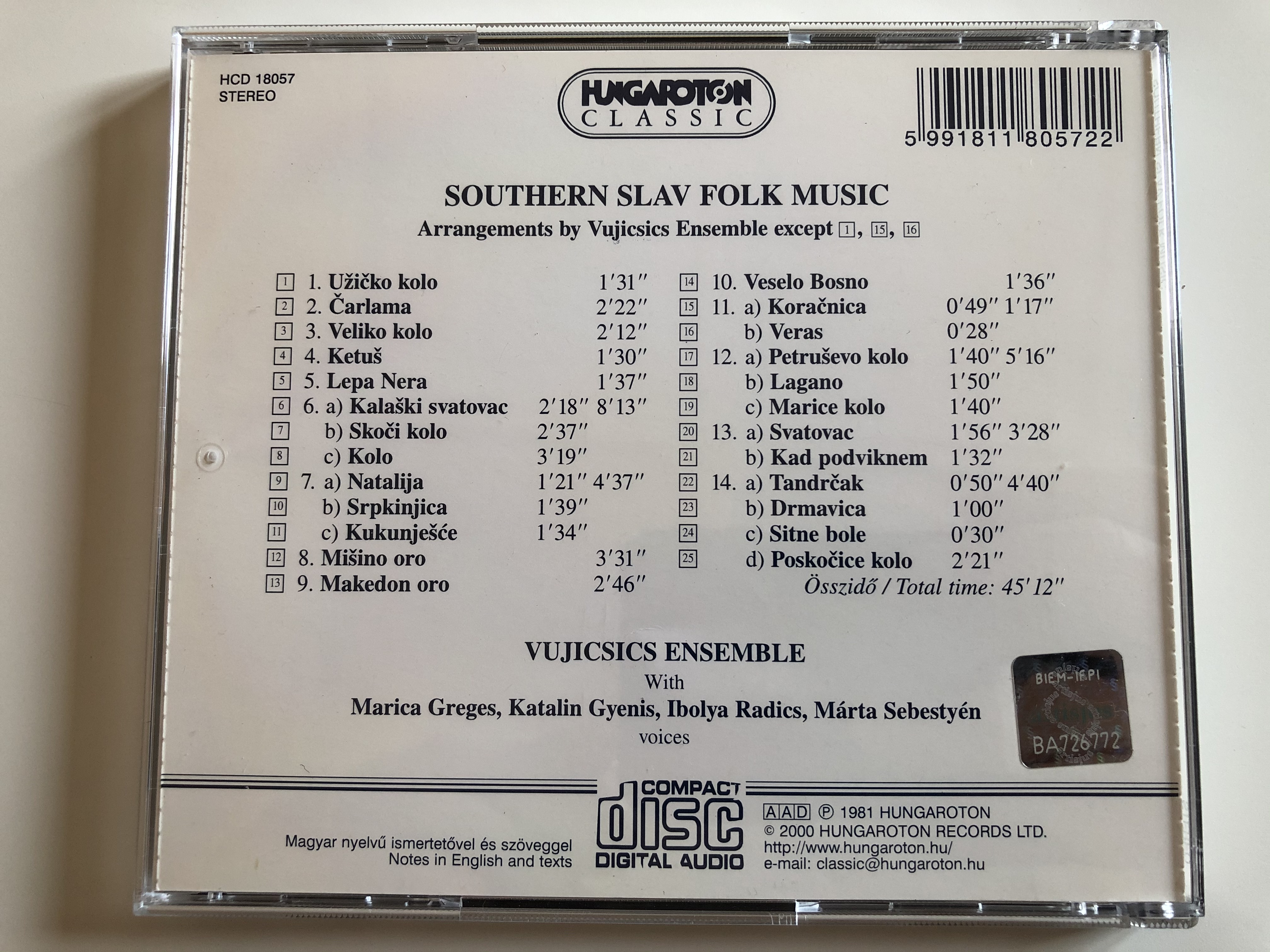 vujicsics-ensemble-southern-slav-folk-music-d-lszl-v-n-pzene-hungaroton-classic-audio-cd-2000-stereo-hcd-18057-11-.jpg