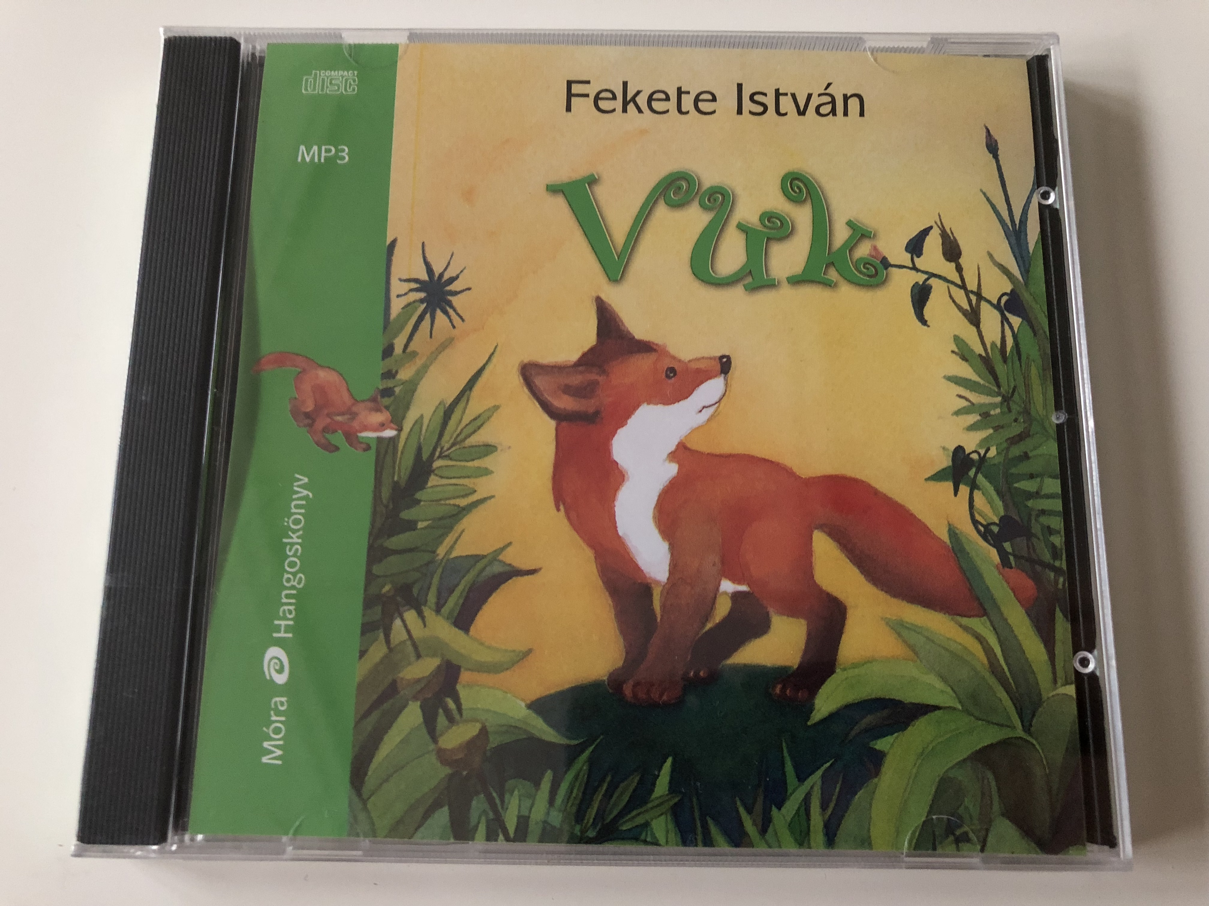 Vuk by Fekete István / Hungarian language MP3 Audio Book - Vuk the fox cub  / Read by Gyabronka József / Móra könyvkiadó 2016 - bibleinmylanguage