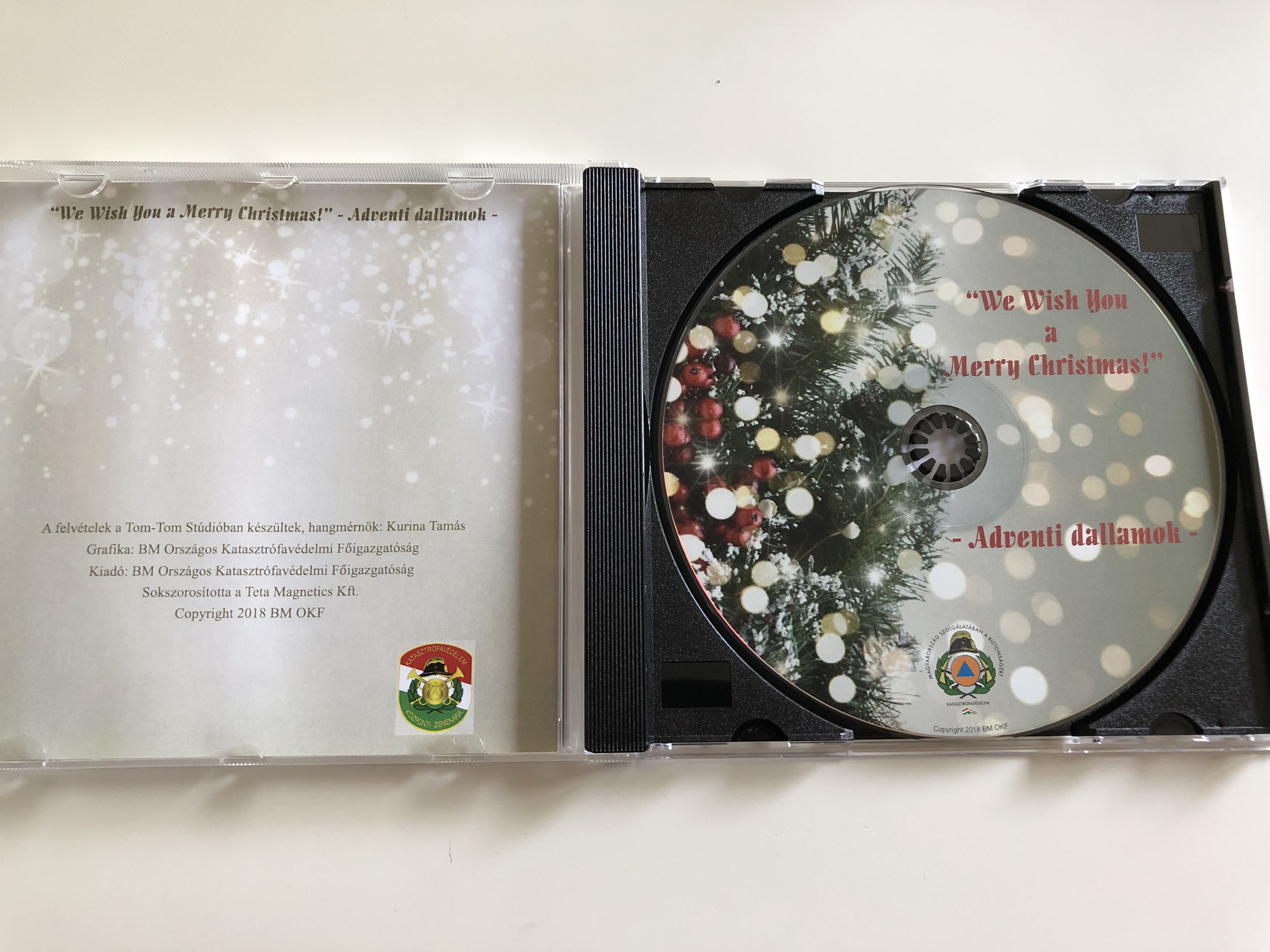 we-wish-you-a-merry-christmas-adventi-dallamok-katasztr-fav-delem-k-zponti-zenekara-audio-cd-2018-2-.jpg