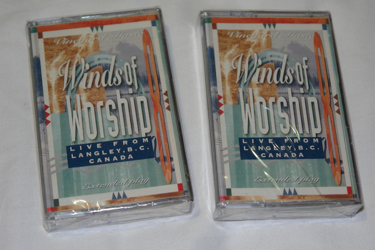 winds-of-worship-vol.-8-live-from-langley-b.c.-canada-vineyard-music-audio-cassette-vmd9242-1-.jpg