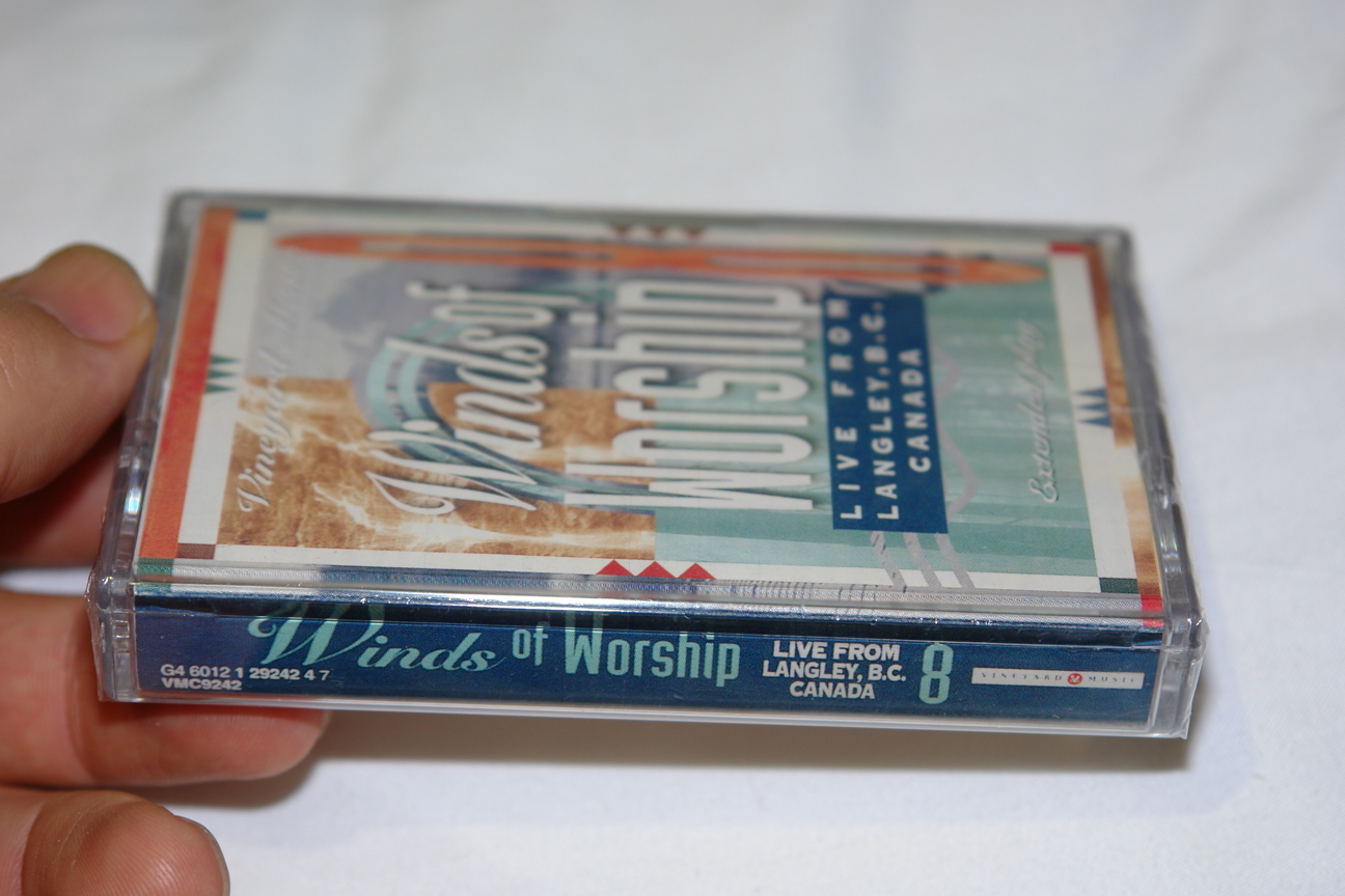 winds-of-worship-vol.-8-live-from-langley-b.c.-canada-vineyard-music-audio-cassette-vmd9242-3-.jpg