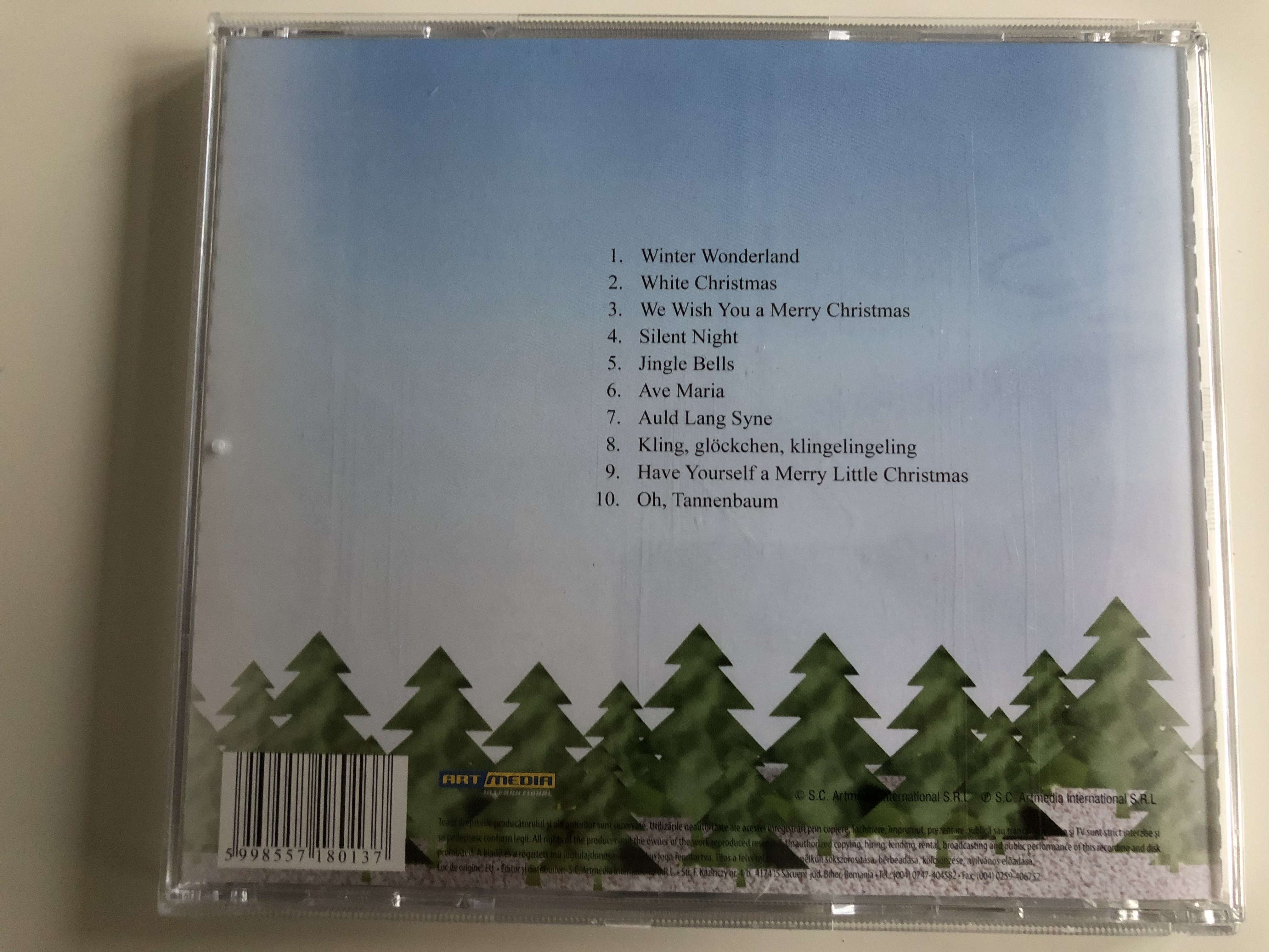 winter-wonderland-christmas-songs-s.-c.-artmedia-international-s.-r.-l.-audio-cd-08013-rnr-4-.jpg