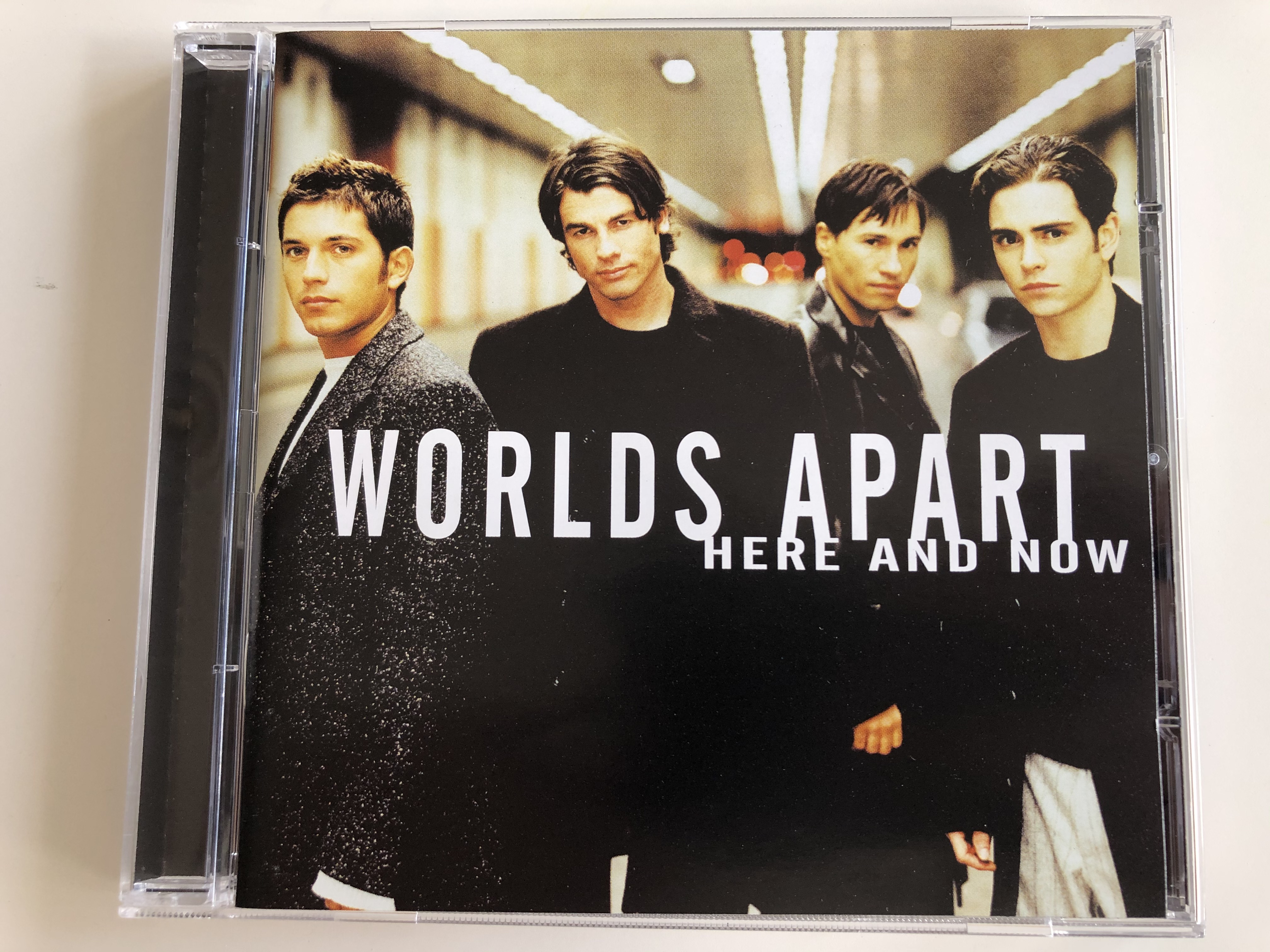 worlds-apart-here-and-now-emi-audio-cd-2000-724352554126-1-.jpg