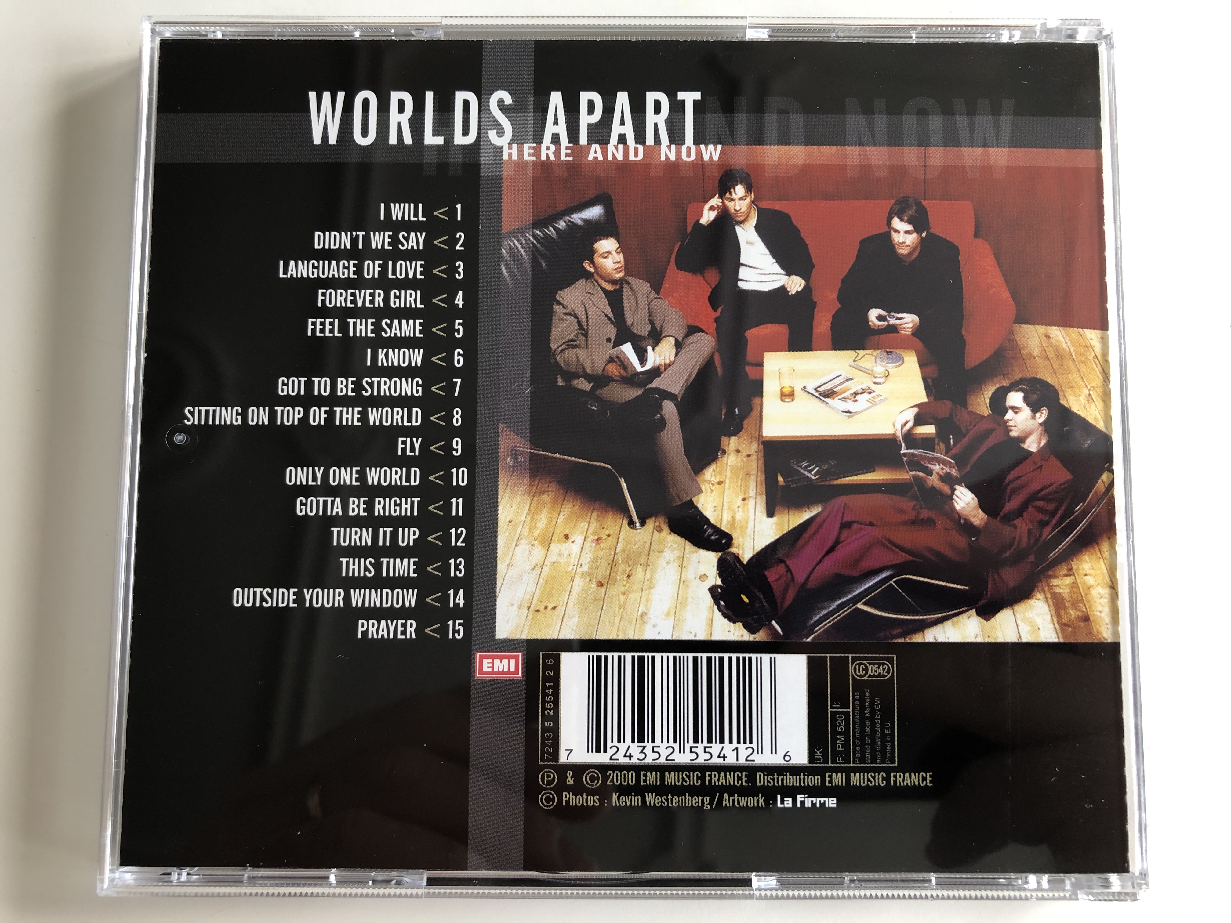 worlds-apart-here-and-now-emi-audio-cd-2000-724352554126-7-.jpg
