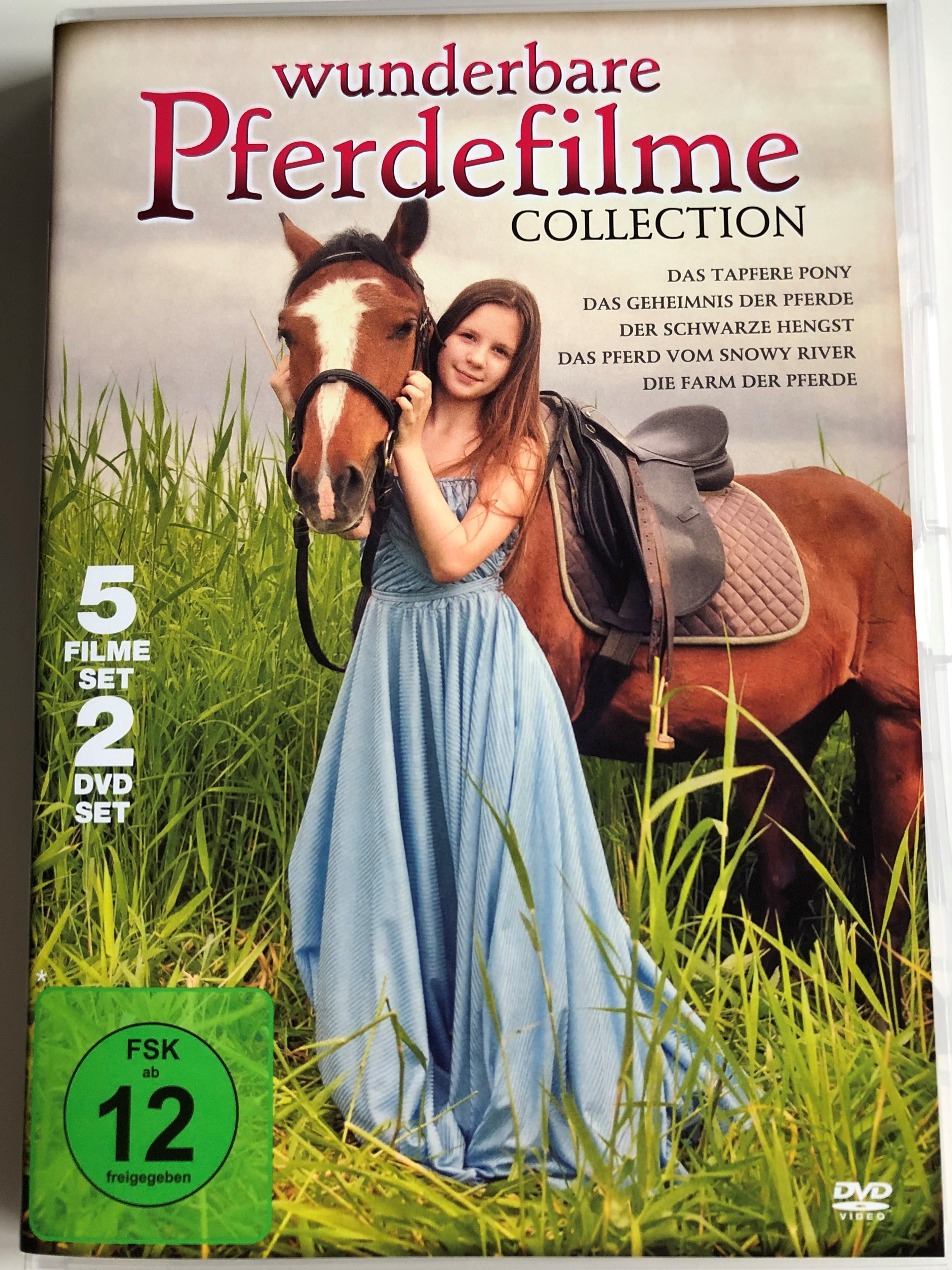 wunderbare-pferdefilme-collection-2-dvd-set-5-films-das-tapfere-pony-das-gehemnis-der-pferde-der-schwarze-hengst-das-pferd-vom-snowy-river-die-farm-der-pferde-1-.jpg