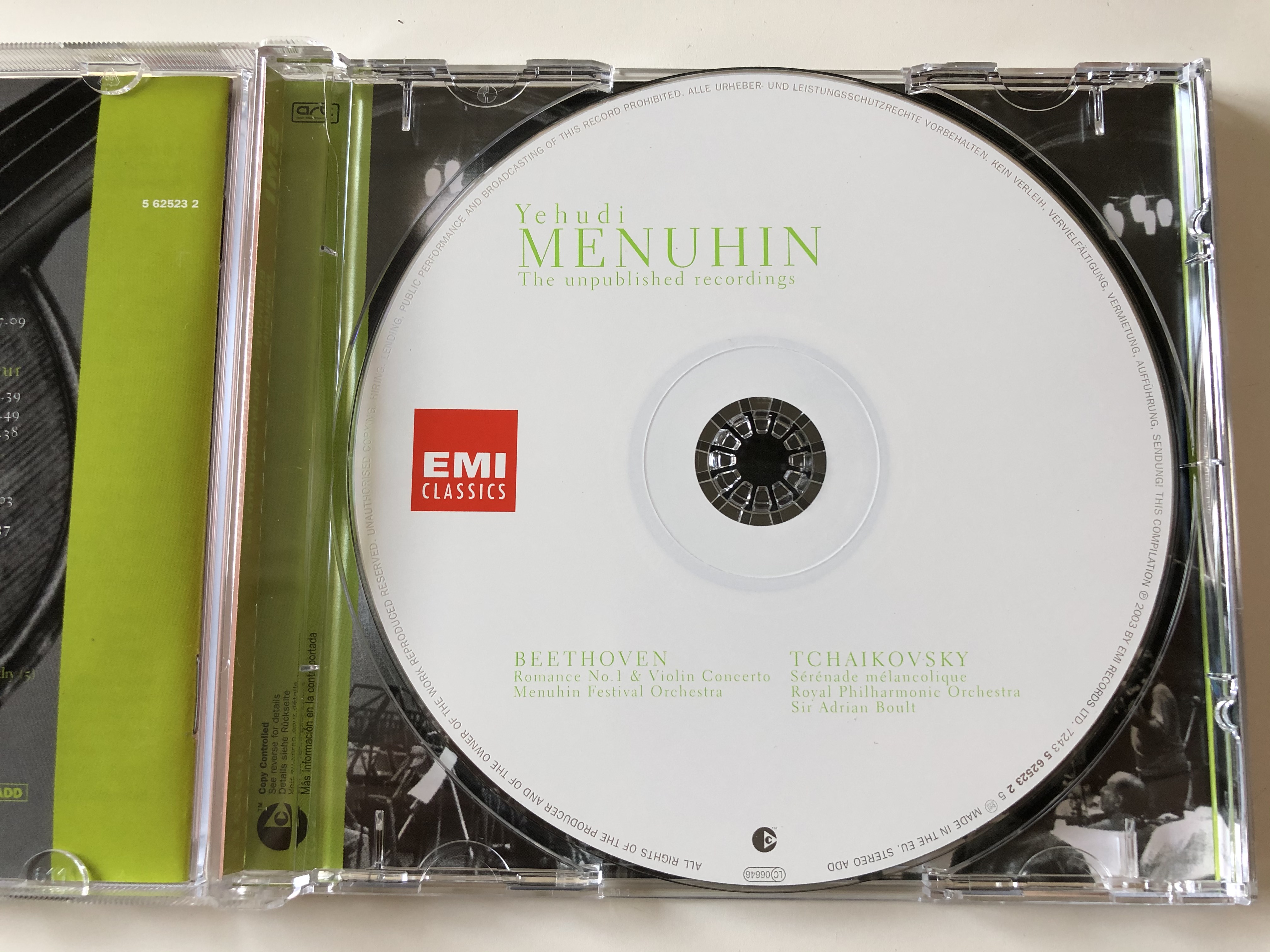 Yehudi Menuhin - The unpublished recordings / Beethoven - Violin Concerto &  Romance No. 1, Menuhin Festival Orchestra / Tchaikovsky - Serenade  melancolique, Royal Philharmonic Orchestra / EMI Records Ltd. Audio CD 2003  Stereo / 724356252325 ...
