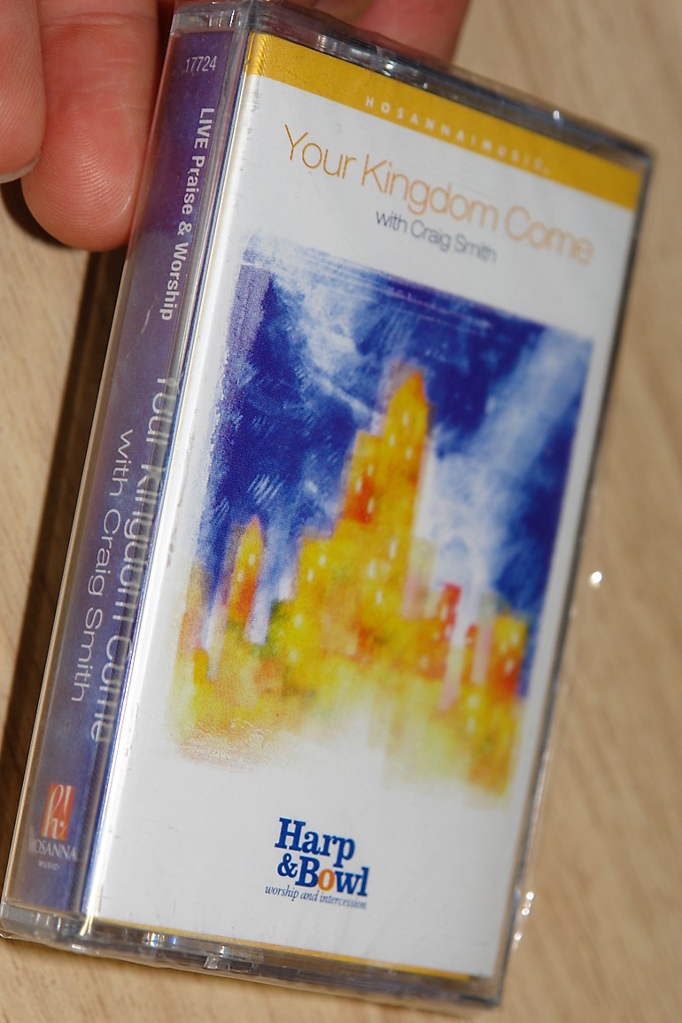 your-kingdom-come-with-craig-smith-live-praise-worship-hosanna-music-audio-cassette-17724-1-.jpg