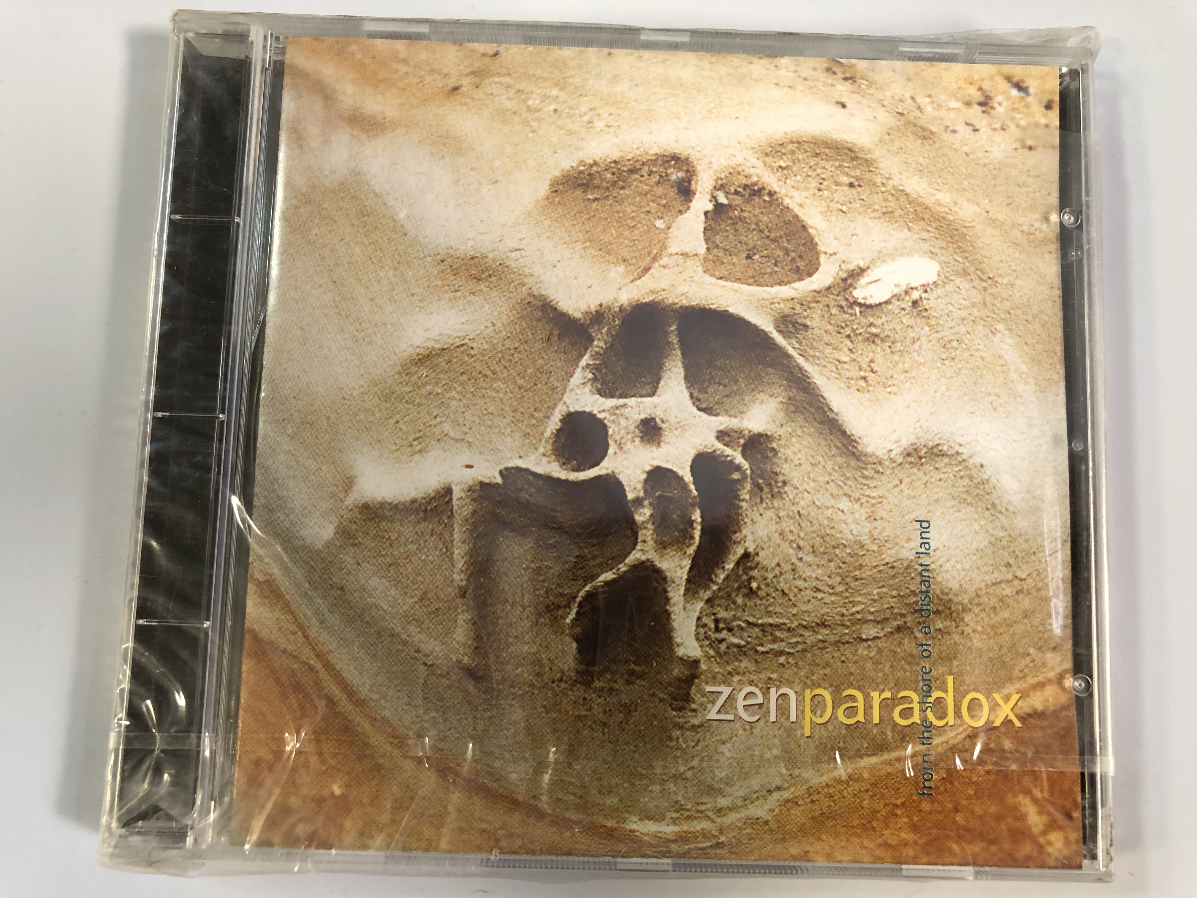 zen-paradox-from-the-shore-of-a-distant-land-nova-zembla-audio-cd-1994-nz014-cd-1-.jpg