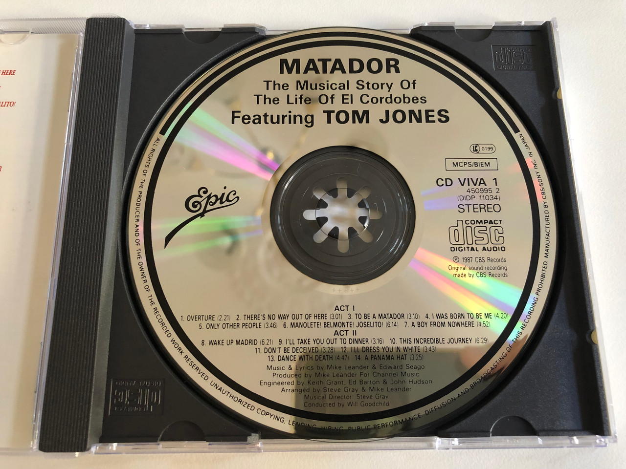 https://cdn10.bigcommerce.com/s-62bdpkt7pb/products/0/images/186452/Matador_The_Musical_Story_Of_The_Life_Of_El_Cordobes_By_Mike_Leander_Edward_Seago_Epic_Audio_CD_1987_Stereo_EPC_450995_2_3__56640.1628268725.1280.1280.JPG?c=2&_gl=1*1y7bpja*_ga*MjA2NTIxMjE2MC4xNTkwNTEyNTMy*_ga_WS2VZYPC6G*MTYyODI2Mjk5MS4yMS4xLjE2MjgyNjg2ODcuNjA.