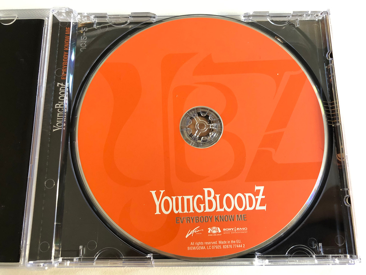https://cdn10.bigcommerce.com/s-62bdpkt7pb/products/0/images/186466/YoungBloodZ_Evrybody_Know_Me_LaFace_Records_Audio_CD_2005_82876_77444_2_3__87980.1628269922.1280.1280.JPG?c=2&_gl=1*1nygpfh*_ga*MjA2NTIxMjE2MC4xNTkwNTEyNTMy*_ga_WS2VZYPC6G*MTYyODI2Mjk5MS4yMS4xLjE2MjgyNzAxNDEuNjA.
