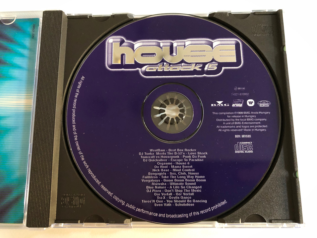 https://cdn10.bigcommerce.com/s-62bdpkt7pb/products/0/images/186732/House_Attack_5_Tomcraft_vs_Housepunk_DJ_Quicksilver_Sven_Vth_WestBam_Faithless_Da_Hool_DJ_Tonka_meets_The_B-52s_Three_N_One_Vengaboys_Orgasmo_Marusha_DJ_Piero_BMG_Ariola_Hung_3__76123.1628511333.1280.1280.JPG?c=2&_gl=1*139k0o0*_ga*MjA2NTIxMjE2MC4xNTkwNTEyNTMy*_ga_WS2VZYPC6G*MTYyODUwODI4My4yMy4xLjE2Mjg1MTE0NzEuNjA.
