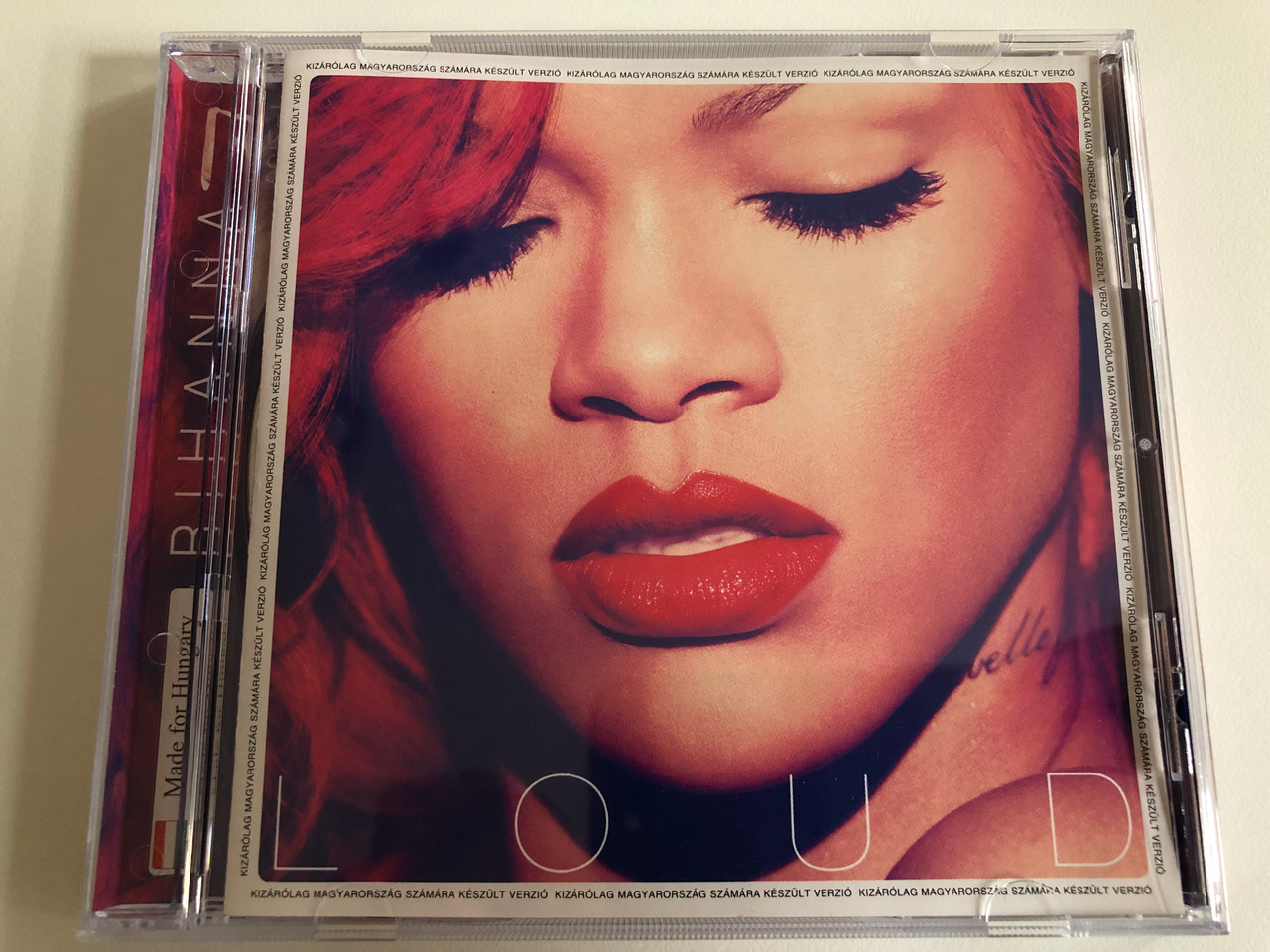 Rihanna – Loud / Def Jam Recordings Audio CD 2010 Rihanna – Loud / Def Jam Recordings Audio CD 2010