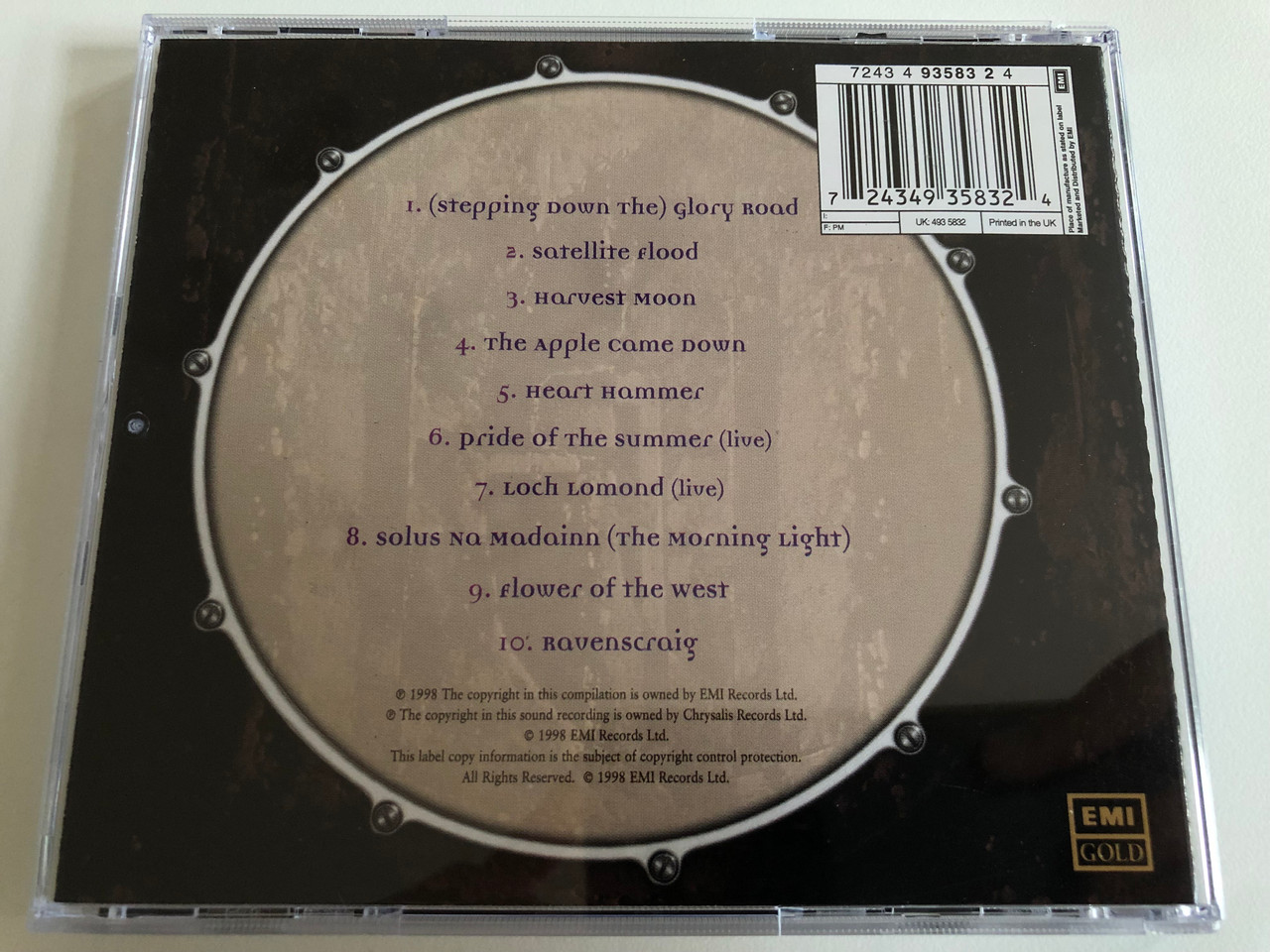 Beat The Drum - Runrig / EMI Gold Audio CD 1998 / 724349358324 ...