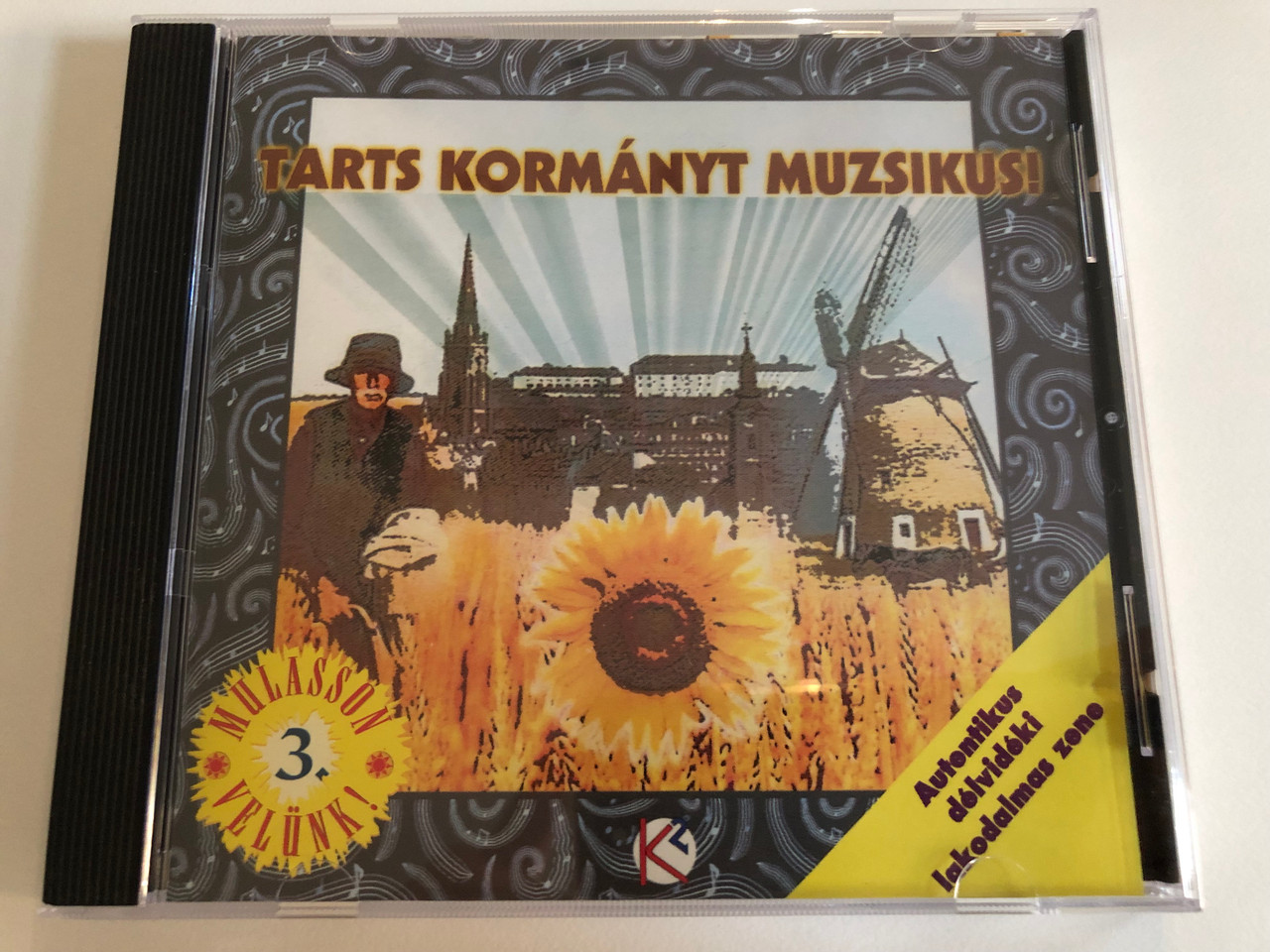 https://cdn10.bigcommerce.com/s-62bdpkt7pb/products/0/images/187460/Tarts_Kormanyt_Muzsikus_Mulasson_Velunk_3._K2_Audio_CD_KK030_1__32018.1628846996.1280.1280.JPG?c=2&_gl=1*1prdipk*_ga*MjA2NTIxMjE2MC4xNTkwNTEyNTMy*_ga_WS2VZYPC6G*MTYyODg0NTUyMi4zMi4xLjE2Mjg4NDY3OTUuNTc.