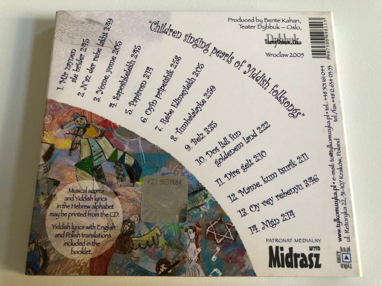https://cdn10.bigcommerce.com/s-62bdpkt7pb/products/0/images/187665/Bente_Kahan_Presents_Voja_And_Her_Friends_-_Sing_With_Us_in_Yiddish_Tylkomuzyka.pl_Audio_CD_2005_TCD_011_13__03921.1629117437.1280.1280.JPG?c=2&_gl=1*umiabu*_ga*MjA2NTIxMjE2MC4xNTkwNTEyNTMy*_ga_WS2VZYPC6G*MTYyOTExNTU4Mi4zMy4xLjE2MjkxMTc0MTUuNjA.