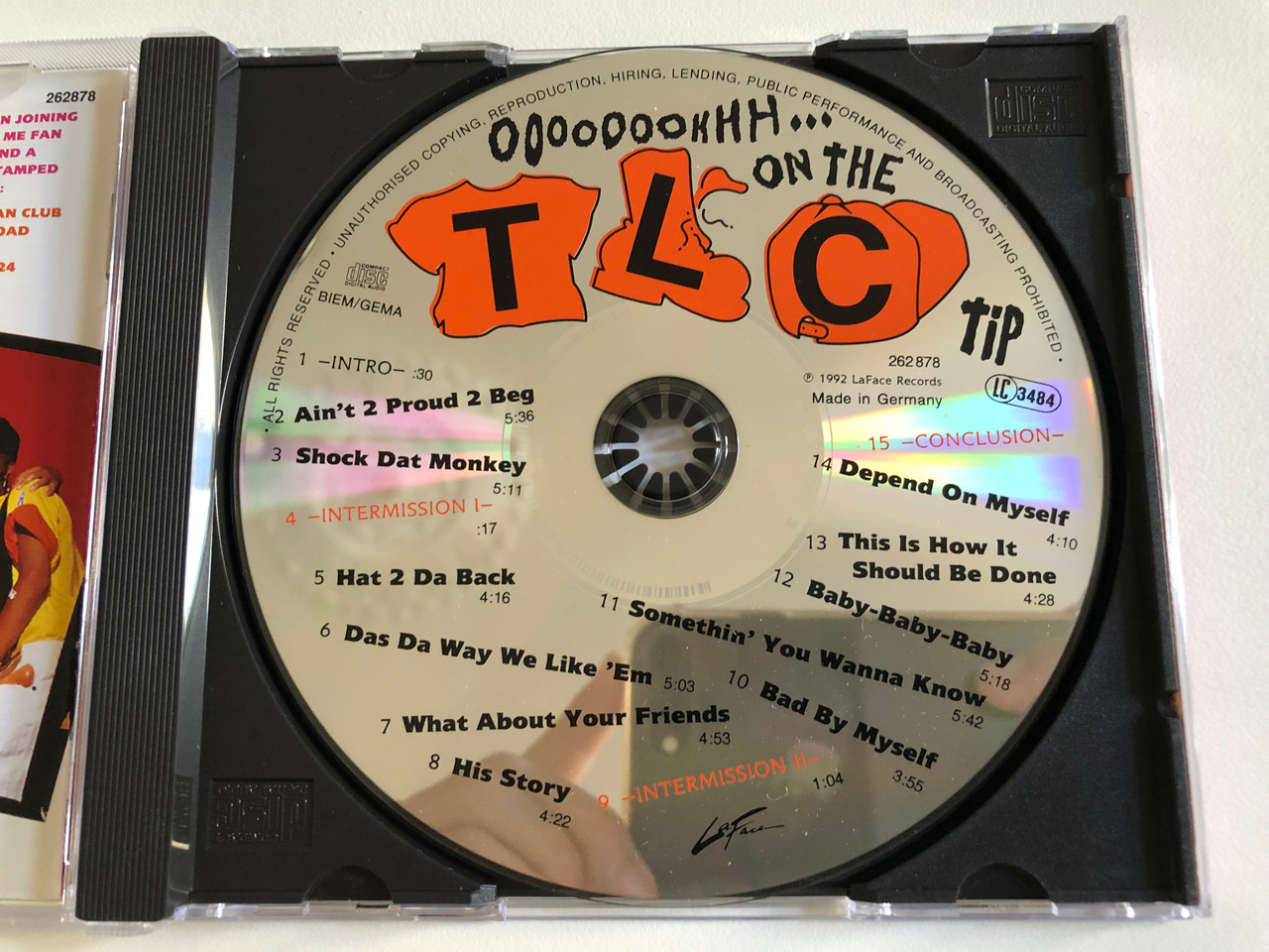 https://cdn10.bigcommerce.com/s-62bdpkt7pb/products/0/images/189390/Ooooooohhh...On_The_TLC_Tip_LaFace_Records_Audio_CD_1992_262878_3__00329.1630058692.1280.1280.JPG?c=2&_gl=1*4bbbbj*_ga*MjA2NTIxMjE2MC4xNTkwNTEyNTMy*_ga_WS2VZYPC6G*MTYzMDA1NjUyMS40OS4xLjE2MzAwNTg1ODIuNTY.