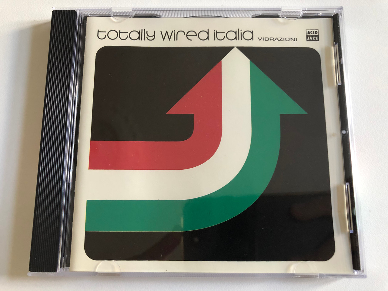 https://cdn10.bigcommerce.com/s-62bdpkt7pb/products/0/images/189480/Totally_Wired_Italia_Vibrazioni_Acid_Jazz_Audio_CD_1993_JAZID_79CD_1__70475.1630333045.1280.1280.JPG?c=2&_gl=1*1skcxog*_ga*MjA2NTIxMjE2MC4xNTkwNTEyNTMy*_ga_WS2VZYPC6G*MTYzMDMyOTQ4OS41MS4xLjE2MzAzMzI3NjguMzI.