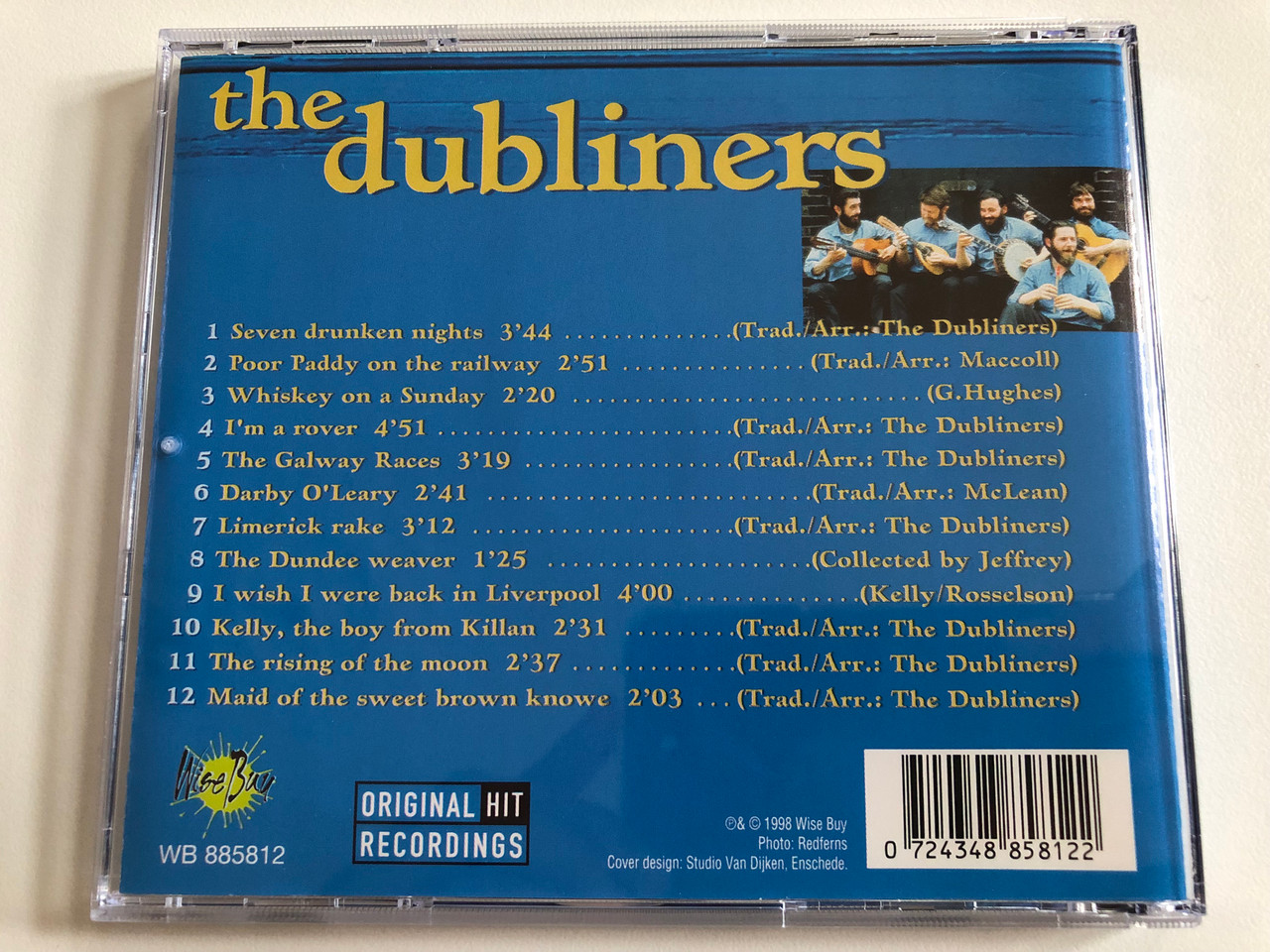 https://cdn10.bigcommerce.com/s-62bdpkt7pb/products/0/images/189580/Seven_Drunken_Nights_-_The_Dubliners_Whiskey_On_Sunday_Poor_Paddy_On_The_Railway_Im_A_Rover_Darby_OLeary_Wise_Buy_Audio_CD_1998_WB_885812_5__75018.1630350831.1280.1280.JPG?c=2&_gl=1*ol4lf5*_ga*MjA2NTIxMjE2MC4xNTkwNTEyNTMy*_ga_WS2VZYPC6G*MTYzMDM0MDk4MS41Mi4xLjE2MzAzNTA2NTEuMzY.