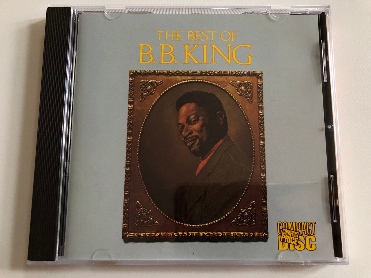 https://cdn10.bigcommerce.com/s-62bdpkt7pb/products/0/images/189629/The_Best_Of_B.B._King_Compact_Disc_Compact_Price_MCA_Records_Audio_CD_MCD_01612_1__94373.1630418770.1280.1280.JPG?c=2&_gl=1*1rqooua*_ga*MjA2NTIxMjE2MC4xNTkwNTEyNTMy*_ga_WS2VZYPC6G*MTYzMDQxNzM3OS41My4xLjE2MzA0MTg2MjIuNDc.
