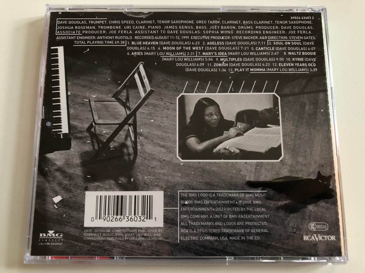 https://cdn10.bigcommerce.com/s-62bdpkt7pb/products/0/images/189691/Dave_Douglas_Soul_On_Soul_RCA_Victor_Audio_CD_2000_09026_63603_2_8__76444.1630432614.1280.1280.JPG?c=2&_gl=1*1fwl753*_ga*MjA2NTIxMjE2MC4xNTkwNTEyNTMy*_ga_WS2VZYPC6G*MTYzMDQyOTc5Mi41NC4xLjE2MzA0MzI2MDYuNjA.