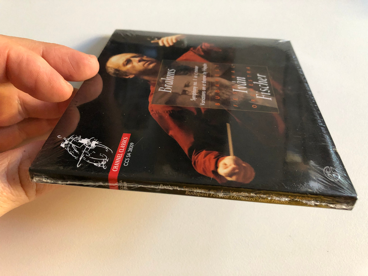 https://cdn10.bigcommerce.com/s-62bdpkt7pb/products/0/images/189980/Brahms_Symphony_No._1_In_C_Minor_Variations_On_A_Theme_By_Haydn_Ivan_Fischer_Budapest_Festival_Orchestra_Channel_Classics_Audio_CD_2009_Stereo_CCS_SA_28309_3__74948.1630602049.1280.1280.JPG?c=2&_gl=1*1brlp6e*_ga*MjA2NTIxMjE2MC4xNTkwNTEyNTMy*_ga_WS2VZYPC6G*MTYzMDYwMTA5Mi41OS4xLjE2MzA2MDE4NjAuNDI.