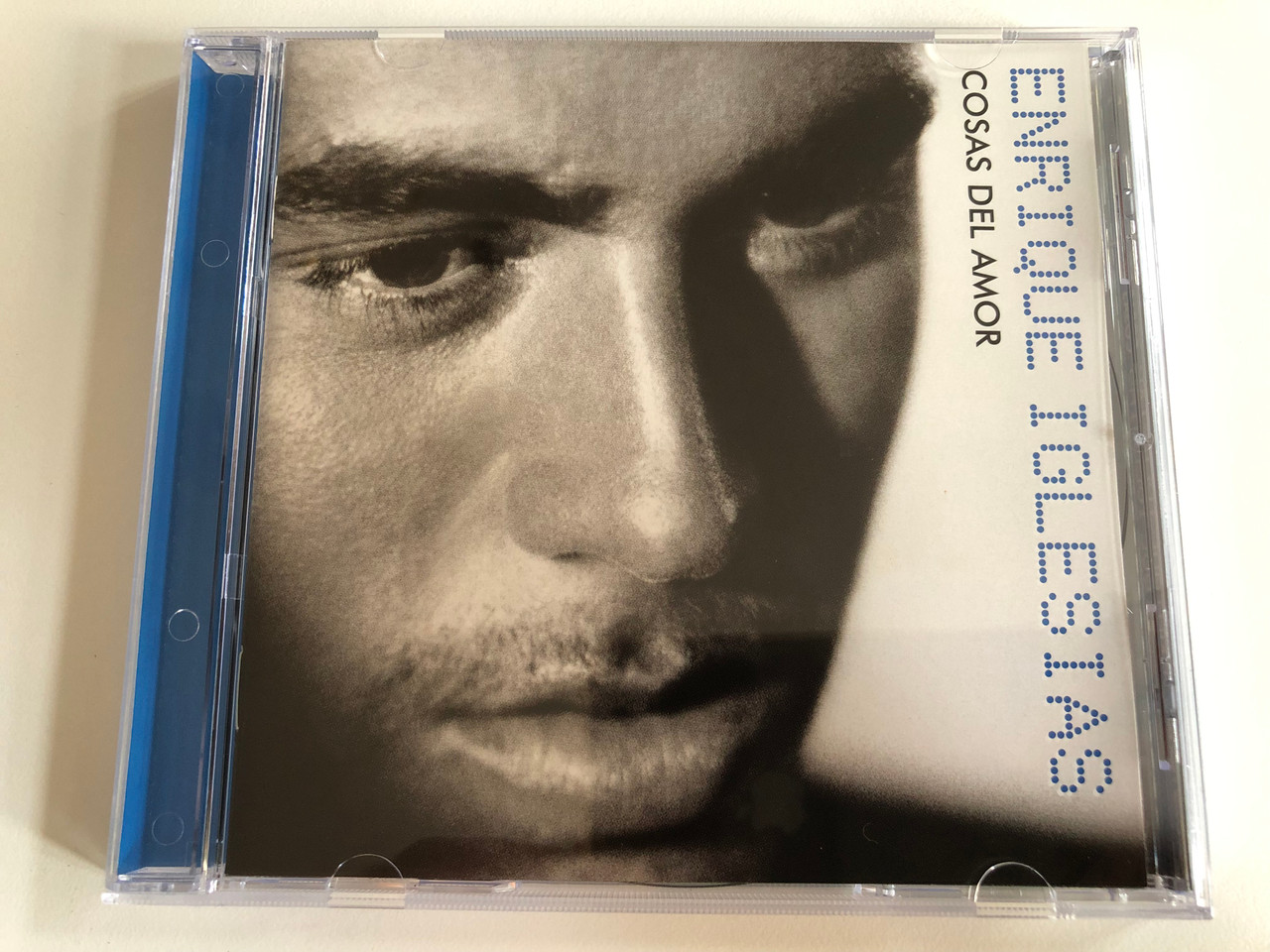 https://cdn10.bigcommerce.com/s-62bdpkt7pb/products/0/images/191435/Enrique_Iglesias_Cosas_Del_Amor_Universal_Audio_CD_1999_UMD_80595_1__82456.1631690094.1280.1280.JPG?c=2&_gl=1*x8hjs5*_ga*MjA2NTIxMjE2MC4xNTkwNTEyNTMy*_ga_WS2VZYPC6G*MTYzMTY4NDk3MS44MC4xLjE2MzE2OTAwODAuNjA.