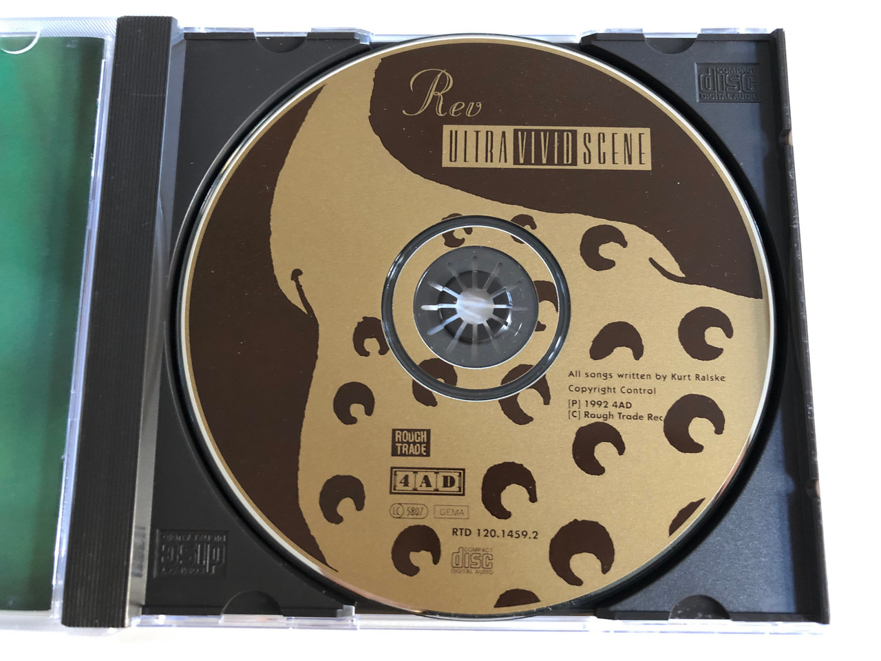 https://cdn10.bigcommerce.com/s-62bdpkt7pb/products/0/images/192797/Ultra_Vivid_Scene_Rev_Rough_Trade_Audio_CD_1992_RTD_120.1459_3__89767.1632478032.1280.1280.JPG?c=2&_gl=1*1a9e11g*_ga*MjA2NTIxMjE2MC4xNTkwNTEyNTMy*_ga_WS2VZYPC6G*MTYzMjQ3NzAwNi45OC4xLjE2MzI0Nzc4MzIuNTg.