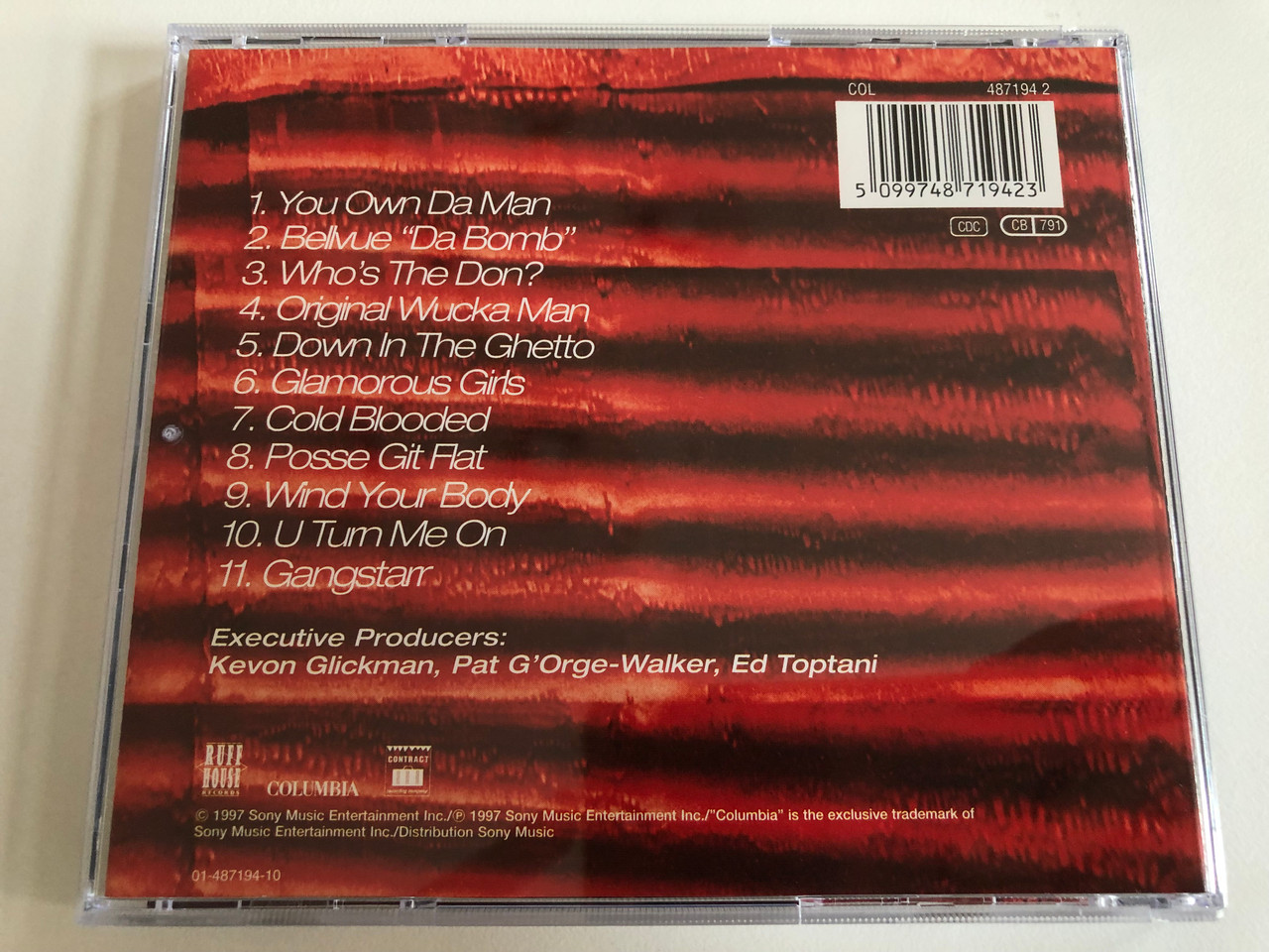 https://cdn10.bigcommerce.com/s-62bdpkt7pb/products/0/images/192949/Kulcha_Don_Original_Wucka_Man_Columbia_Audio_CD_1997_487194_2_5__88946.1632735463.1280.1280.JPG?c=2&_gl=1*nuk3py*_ga*MjA2NTIxMjE2MC4xNTkwNTEyNTMy*_ga_WS2VZYPC6G*MTYzMjczMzIxOC45OS4xLjE2MzI3MzUyODQuMzc.