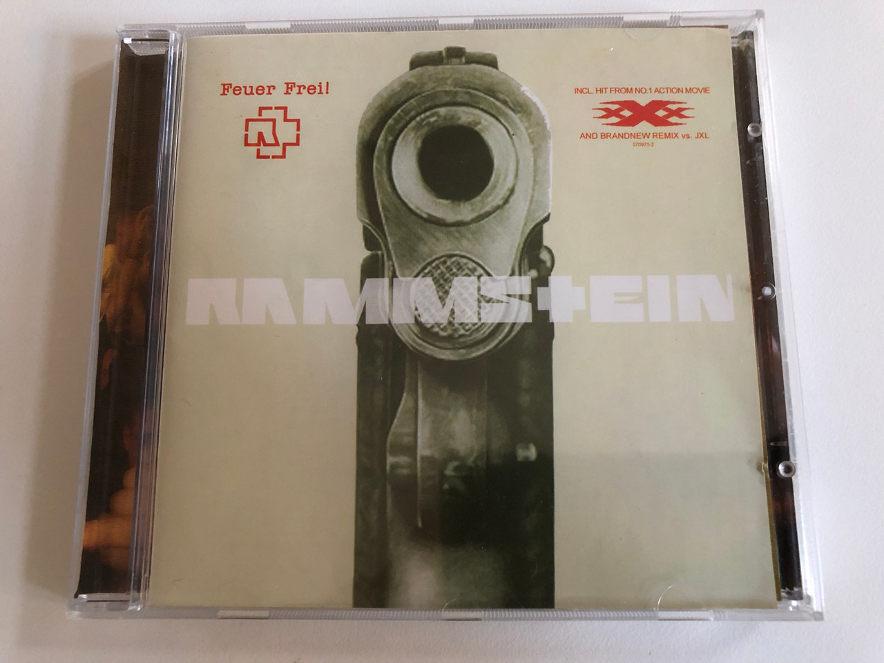 https://cdn10.bigcommerce.com/s-62bdpkt7pb/products/0/images/193397/Rammstein_Feuer_Frei_Motor_Music_Audio_CD_2003_570975-2_1__90289.1632933982.1280.1280.JPG?c=2&_gl=1*1ih9du8*_ga*MjA2NTIxMjE2MC4xNTkwNTEyNTMy*_ga_WS2VZYPC6G*MTYzMjkyODkwMC4xMDQuMS4xNjMyOTMzODg2LjYw