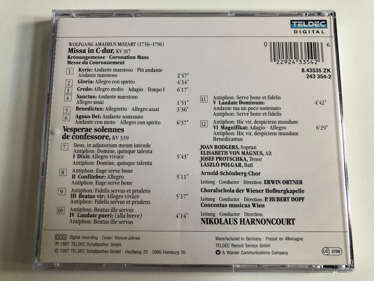 https://cdn10.bigcommerce.com/s-62bdpkt7pb/products/0/images/193624/Wolfgang_Amadeus_Mozart_-_Krnungsmesse_KV_317_-_Vesperae_Solennes_De_Confessore_KV_339_Joan_Rodgers_Elisabeth_Von_Magnus_Josef_Protschka_Laszlo_Polgar_Arnold_Schnonberg_Chor_TELDE_7__80270.1632995455.1280.1280.JPG?c=2&_gl=1*1g6f57i*_ga*MjA2NTIxMjE2MC4xNTkwNTEyNTMy*_ga_WS2VZYPC6G*MTYzMjk4NzQyMy4xMDYuMS4xNjMyOTk1NDY5LjYw