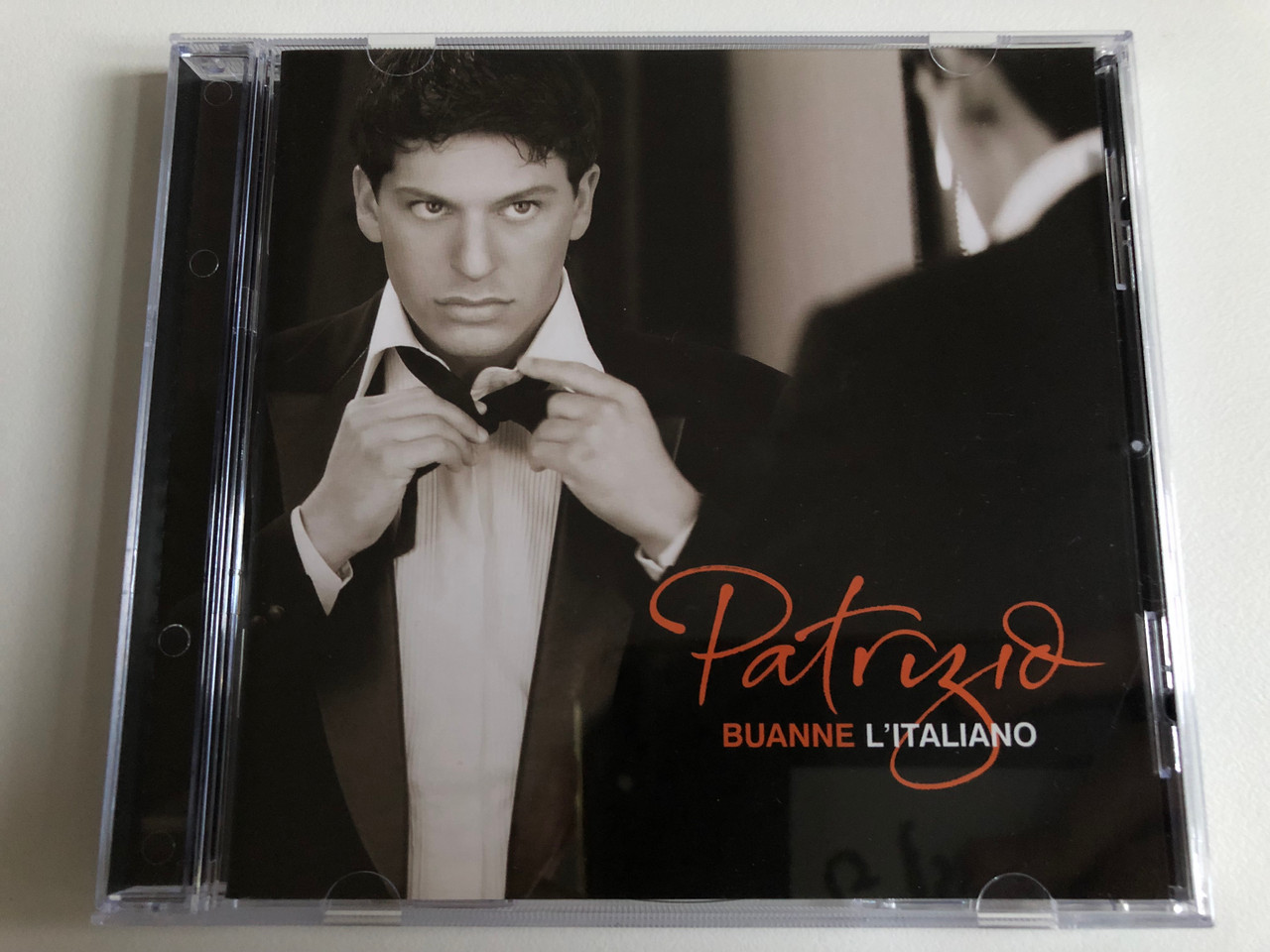 https://cdn10.bigcommerce.com/s-62bdpkt7pb/products/0/images/195027/Patrizio_Buanne_-_LItaliano_Universal_Music_Audio_CD_2005_9871959_1__97385.1633938769.1280.1280.JPG?c=2&_gl=1*lv5z6o*_ga*MjA2NTIxMjE2MC4xNTkwNTEyNTMy*_ga_WS2VZYPC6G*MTYzMzkzMjAwNS4xMjEuMS4xNjMzOTM4NDAzLjM4