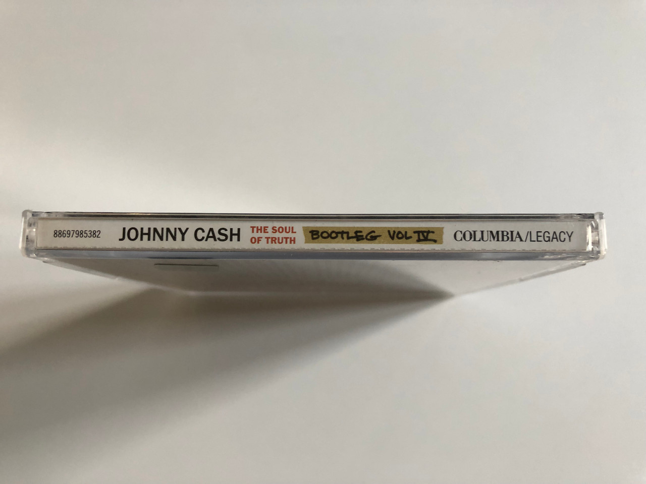 https://cdn10.bigcommerce.com/s-62bdpkt7pb/products/0/images/195472/Johnny_Cash_Bootleg_Vol_IV_The_Soul_Of_Truth_Columbia_2x_Audio_CD_2012_88697985382_15__93756.1634103873.1280.1280.JPG?c=2&_gl=1*6kkqbx*_ga*MjA2NTIxMjE2MC4xNTkwNTEyNTMy*_ga_WS2VZYPC6G*MTYzNDA5OTIwNy4xMjUuMS4xNjM0MTAzODgyLjYw