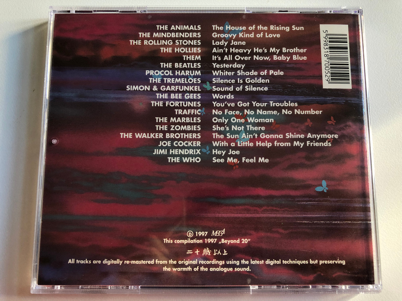 https://cdn10.bigcommerce.com/s-62bdpkt7pb/products/0/images/195683/The_Legendary_Decades_-_Heart_Beat_60_Featuring_The_Bee_Gees_The_Hollies_The_Tremeloes_The_Animals_The_Fortunes_The_Procol_Harum_and_many_others_Mega_Audio_CD_1997_MCDA_87005_5__53175.1634189099.1280.1280.JPG?c=2&_gl=1*1lbe712*_ga*MjA2NTIxMjE2MC4xNTkwNTEyNTMy*_ga_WS2VZYPC6G*MTYzNDE4MzI0OC4xMjYuMS4xNjM0MTg4ODY4LjMz