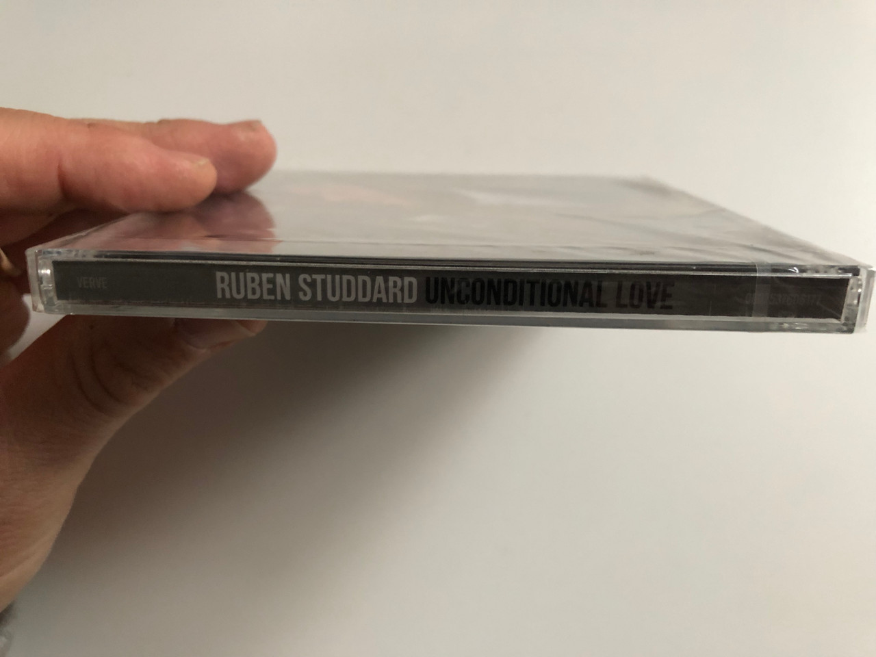 https://cdn10.bigcommerce.com/s-62bdpkt7pb/products/0/images/196350/Ruben_Studdard_Unconditional_Love_Verve_Records_Audio_CD_2014_0602537606177_3__21498.1634670844.1280.1280.JPG?c=2&_gl=1*1jo2q7i*_ga*MjA2NTIxMjE2MC4xNTkwNTEyNTMy*_ga_WS2VZYPC6G*MTYzNDY1NzY0NS4xMzIuMS4xNjM0NjcwNzE0LjM2