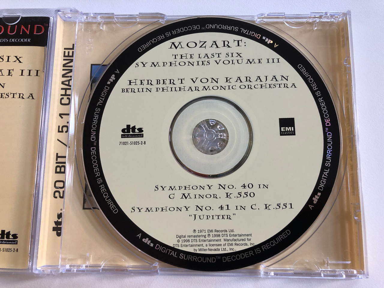 https://cdn10.bigcommerce.com/s-62bdpkt7pb/products/0/images/196870/Mozart_-_Symphony_No._40_In_G_Minor_Symphony_No._41_In_C_Jupiter_Herbert_Von_Karajan_Berlin_Philharmonic_Orchestra_DTS_Entertainment_Audio_CD_1998_71021-51025-2-8_3__40983.1635148767.1280.1280.JPG?c=2&_gl=1*p7y8sj*_ga*MjA2NTIxMjE2MC4xNTkwNTEyNTMy*_ga_WS2VZYPC6G*MTYzNTE0NjI0Mi4xMzkuMS4xNjM1MTQ4NjA5LjM2