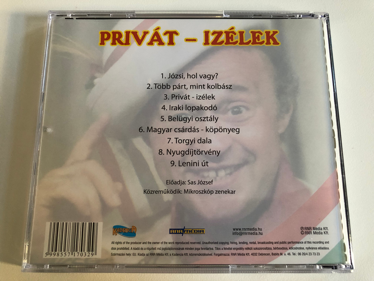 https://cdn10.bigcommerce.com/s-62bdpkt7pb/products/0/images/197132/Sas_Kabare_-_Privat-Izelek_RNR_Media_Audio_CD_07032_RNR_4__06941.1635313443.1280.1280.JPG?c=2&_gl=1*cao6m0*_ga*MjA2NTIxMjE2MC4xNTkwNTEyNTMy*_ga_WS2VZYPC6G*MTYzNTMxMTg5NC4xNDIuMS4xNjM1MzEzMjgyLjU4