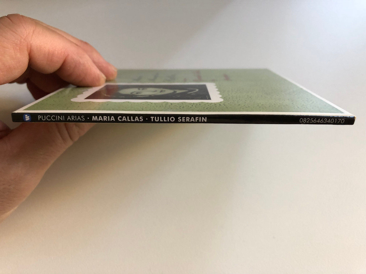 https://cdn10.bigcommerce.com/s-62bdpkt7pb/products/0/images/197337/Maria_Meneghini_Callas_Sings_Operatic_Arias_By_Puccini_Warner_Classics_Audio_CD_2014_0825646340170_3__32286.1635430380.1280.1280.JPG?c=2&_gl=1*1jopzwu*_ga*MjA2NTIxMjE2MC4xNTkwNTEyNTMy*_ga_WS2VZYPC6G*MTYzNTQyOTM4MS4xNDUuMS4xNjM1NDMwMzcyLjYw