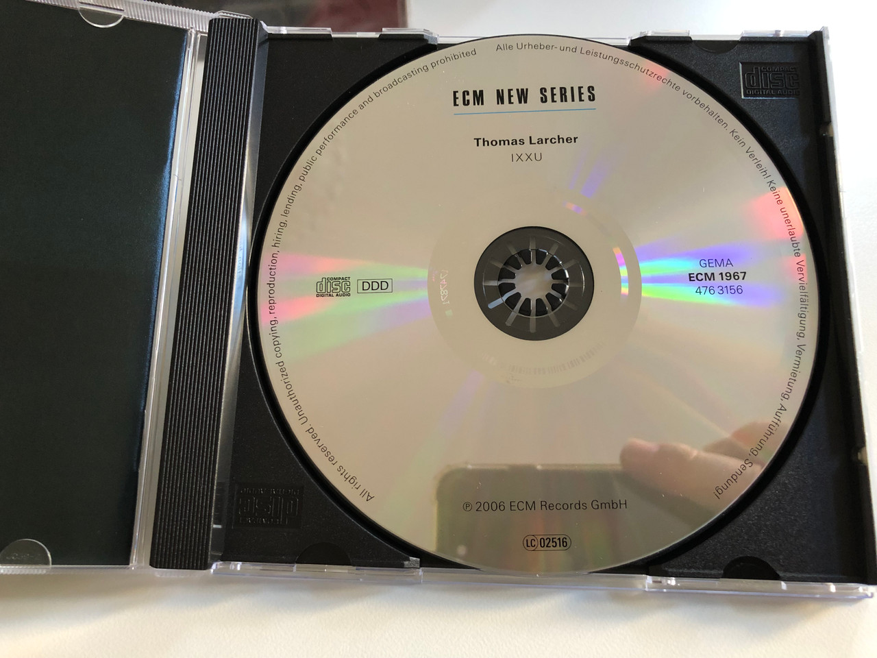 https://cdn10.bigcommerce.com/s-62bdpkt7pb/products/0/images/197363/Thomas_Larcher_-_Rosamunde_Quartett_IXXU_ECM_Records_Audio_CD_2006_ECM_1967_4__80316.1635432281.1280.1280.JPG?c=2&_gl=1*1hjmk9r*_ga*MjA2NTIxMjE2MC4xNTkwNTEyNTMy*_ga_WS2VZYPC6G*MTYzNTQyOTM4MS4xNDUuMS4xNjM1NDMyMTM4LjM5