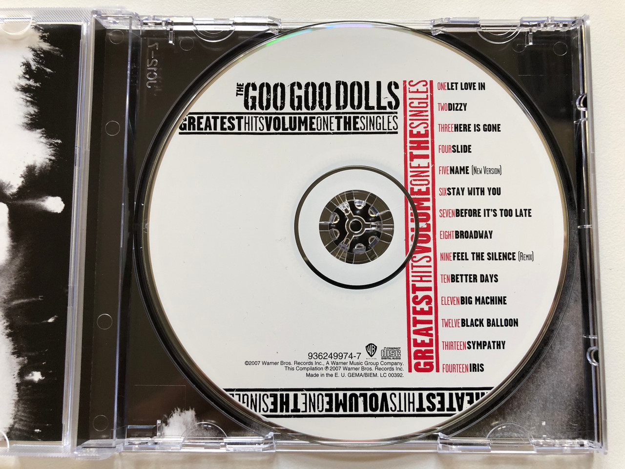 https://cdn10.bigcommerce.com/s-62bdpkt7pb/products/0/images/198049/The_Goo_Goo_Dolls_Greatest_Hits_Volume_One_The_Singles_Warner_Bros._Records_Audio_CD_2007_9362-49974-7_3__68916.1635929628.1280.1280.JPG?c=2&_gl=1*24gbn6*_ga*MjA2NTIxMjE2MC4xNTkwNTEyNTMy*_ga_WS2VZYPC6G*MTYzNTkyMjI4Mi4xNTMuMS4xNjM1OTI5NTkxLjYw