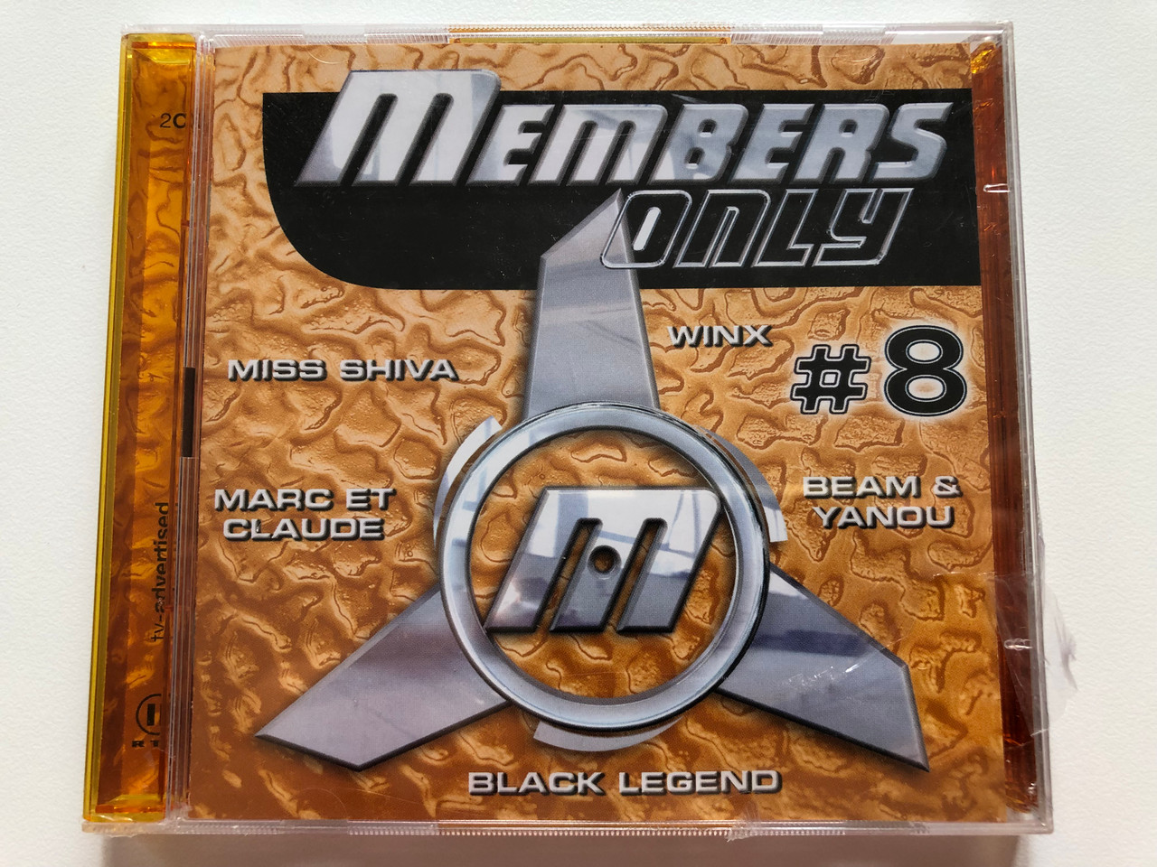 https://cdn10.bigcommerce.com/s-62bdpkt7pb/products/0/images/199076/Members_Only_8_Miss_Shiva_Winx_Marc_Et_Claude_Beam_Yanou_Black_Legend_BMG_2x_Audio_CD_2000_74321_77334_2_1__43053.1636628606.1280.1280.JPG?c=2&_gl=1*tkfgbe*_ga*MjA2NTIxMjE2MC4xNTkwNTEyNTMy*_ga_WS2VZYPC6G*MTYzNjYyMDM2Ny4xNjUuMS4xNjM2NjI4MzcyLjQ3