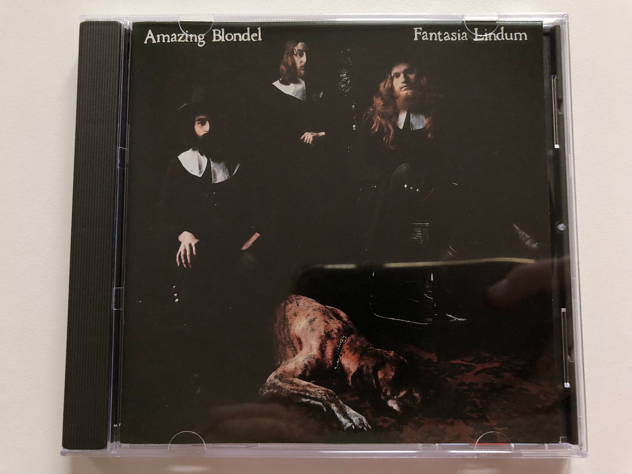 https://cdn10.bigcommerce.com/s-62bdpkt7pb/products/0/images/199244/Amazing_Blondel_Fantasia_Lindum_Edsel_Records_Audio_CD_EDCD_459_1__86866.1636715738.1280.1280.JPG?c=2&_gl=1*85c4oa*_ga*MjA2NTIxMjE2MC4xNTkwNTEyNTMy*_ga_WS2VZYPC6G*MTYzNjcxMDM2OC4xNjguMS4xNjM2NzE1NjIxLjI2